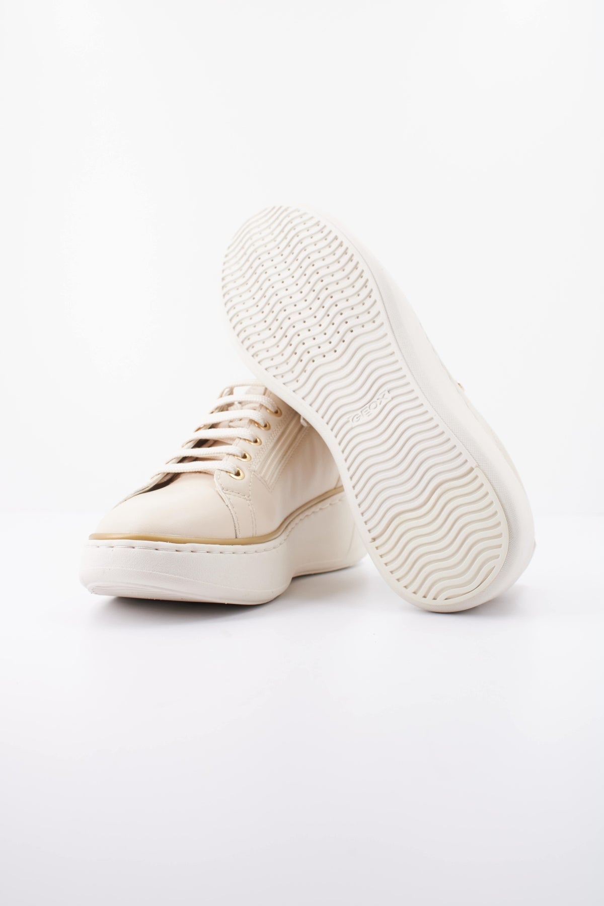 GEOX DYHA AJ en color NUDE (5)