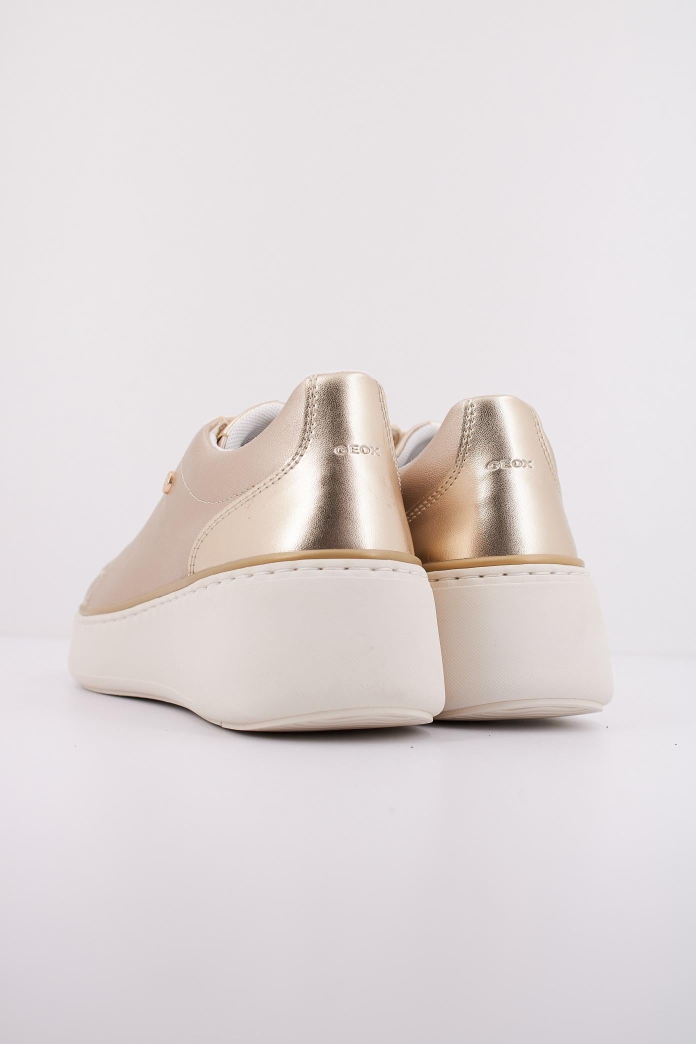 GEOX D SUNNETTY en color ORO (4)