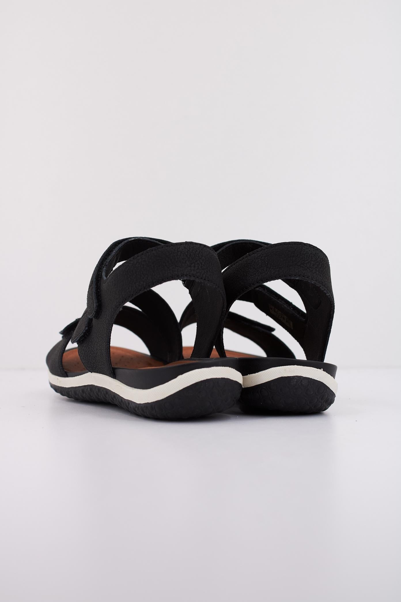 GEOX D SANDAL VEGA en color NEGRO (4)