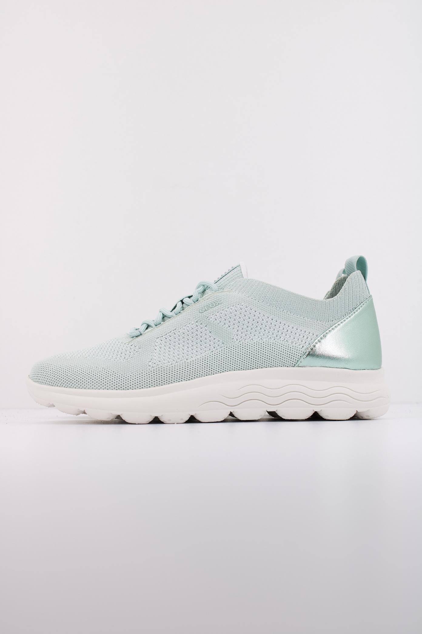 GEOX TBN D SPHERICA en color VERDE (1)