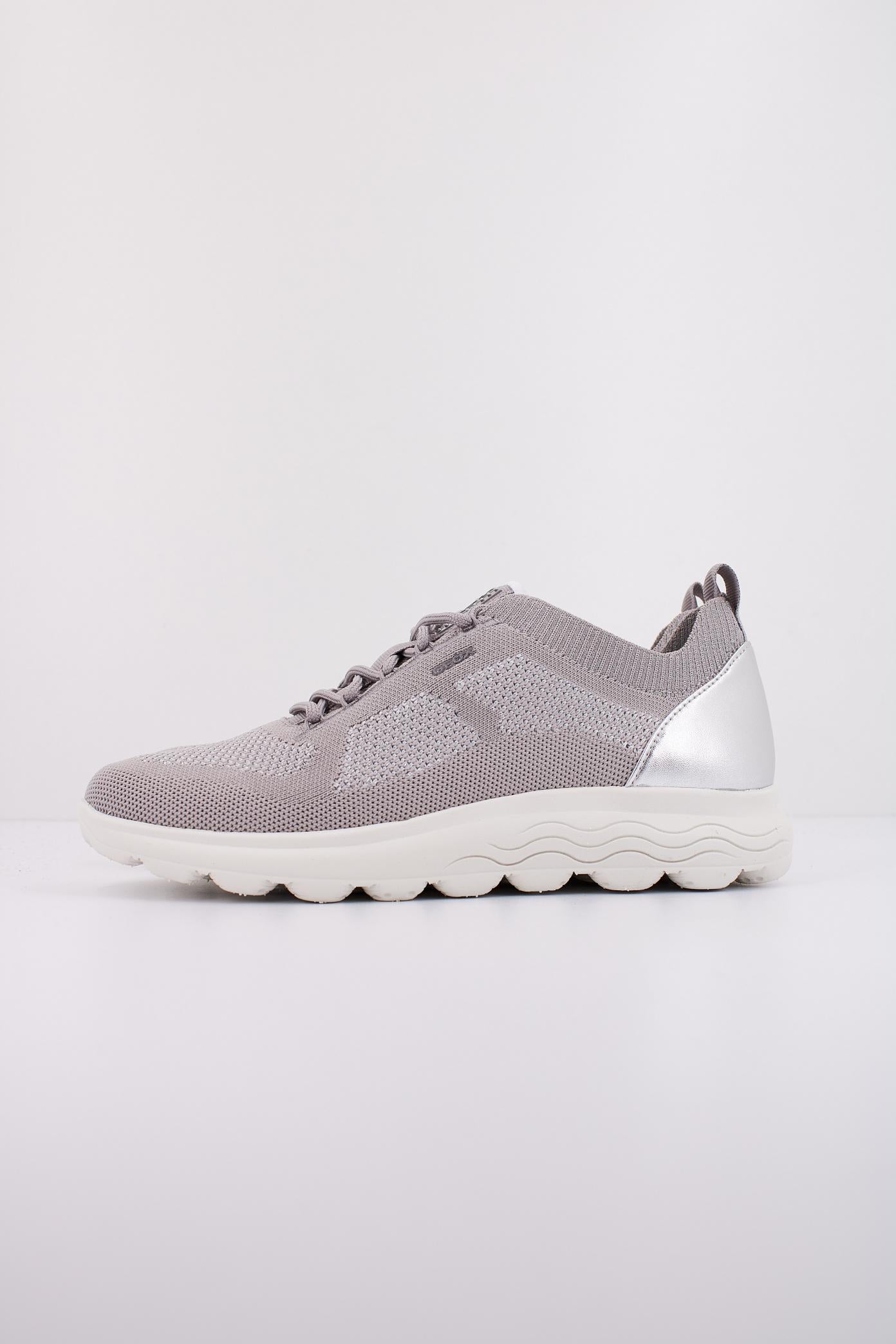 GEOX TBN D SPHERICA en color GRIS (1)