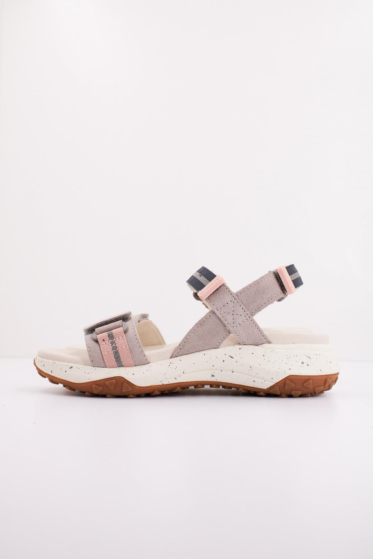 GEOX D SORAPIS + GRIP en color GRIS (1)