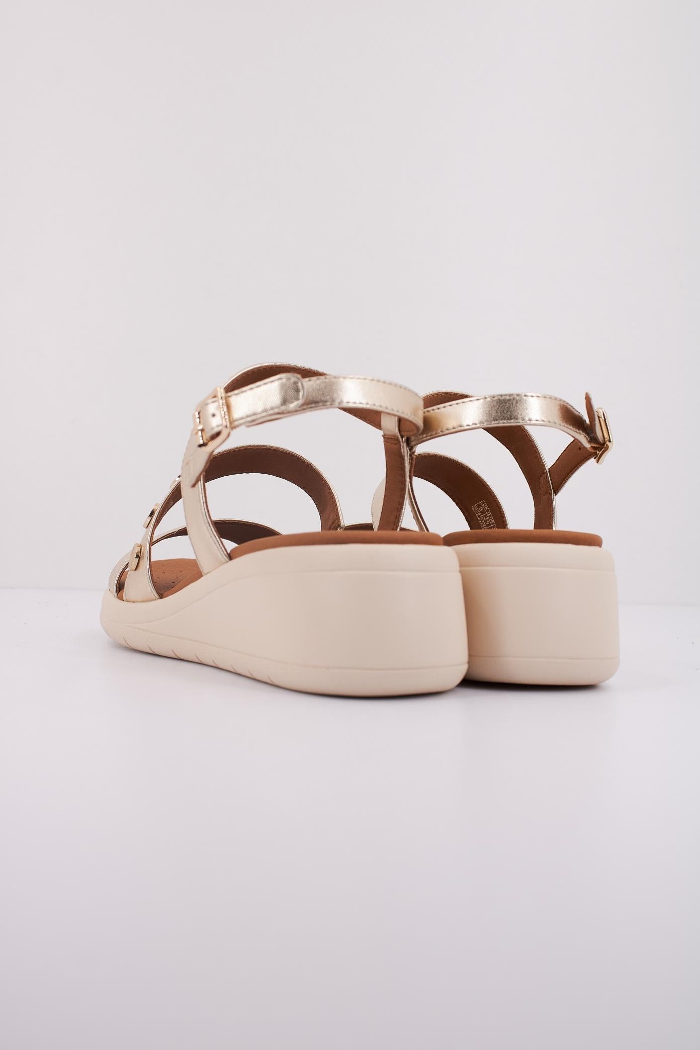 GEOX D MELICONIA en color ORO (4)