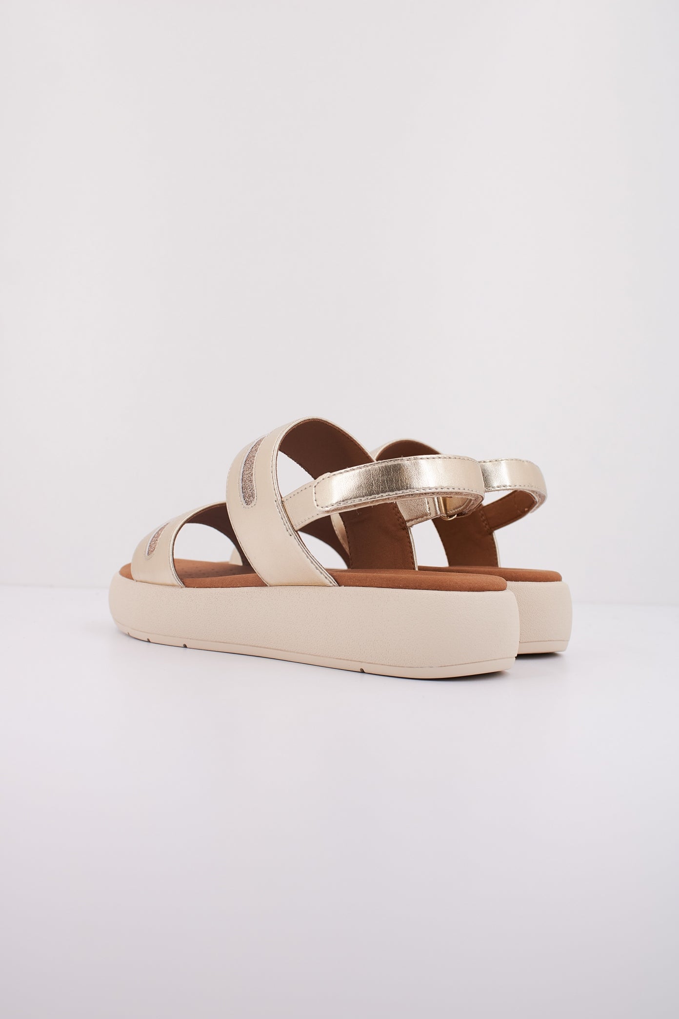 GEOX D CAMALEI en color ORO (4)
