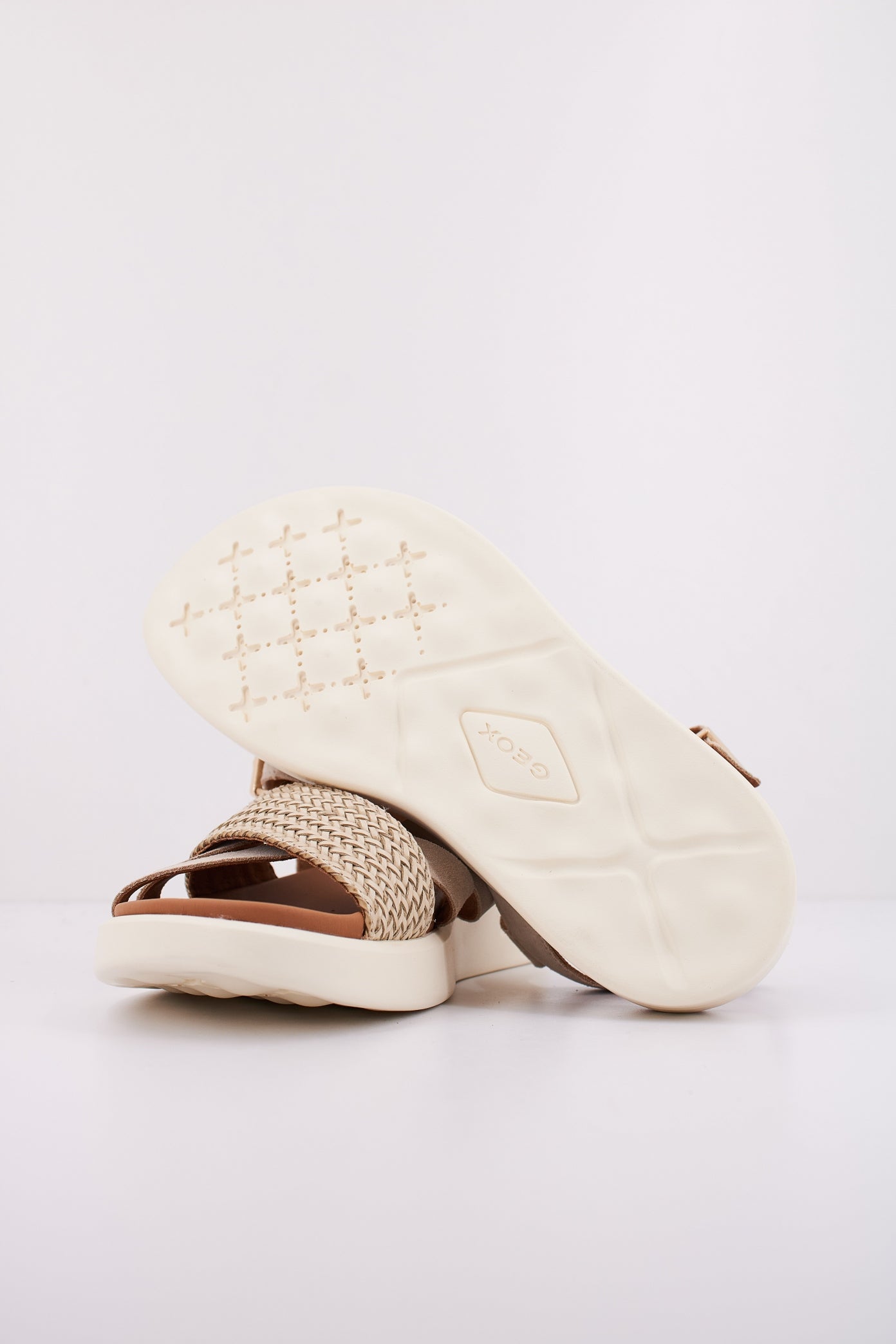 GEOX D XAND S en color MARRON CLARO (5)