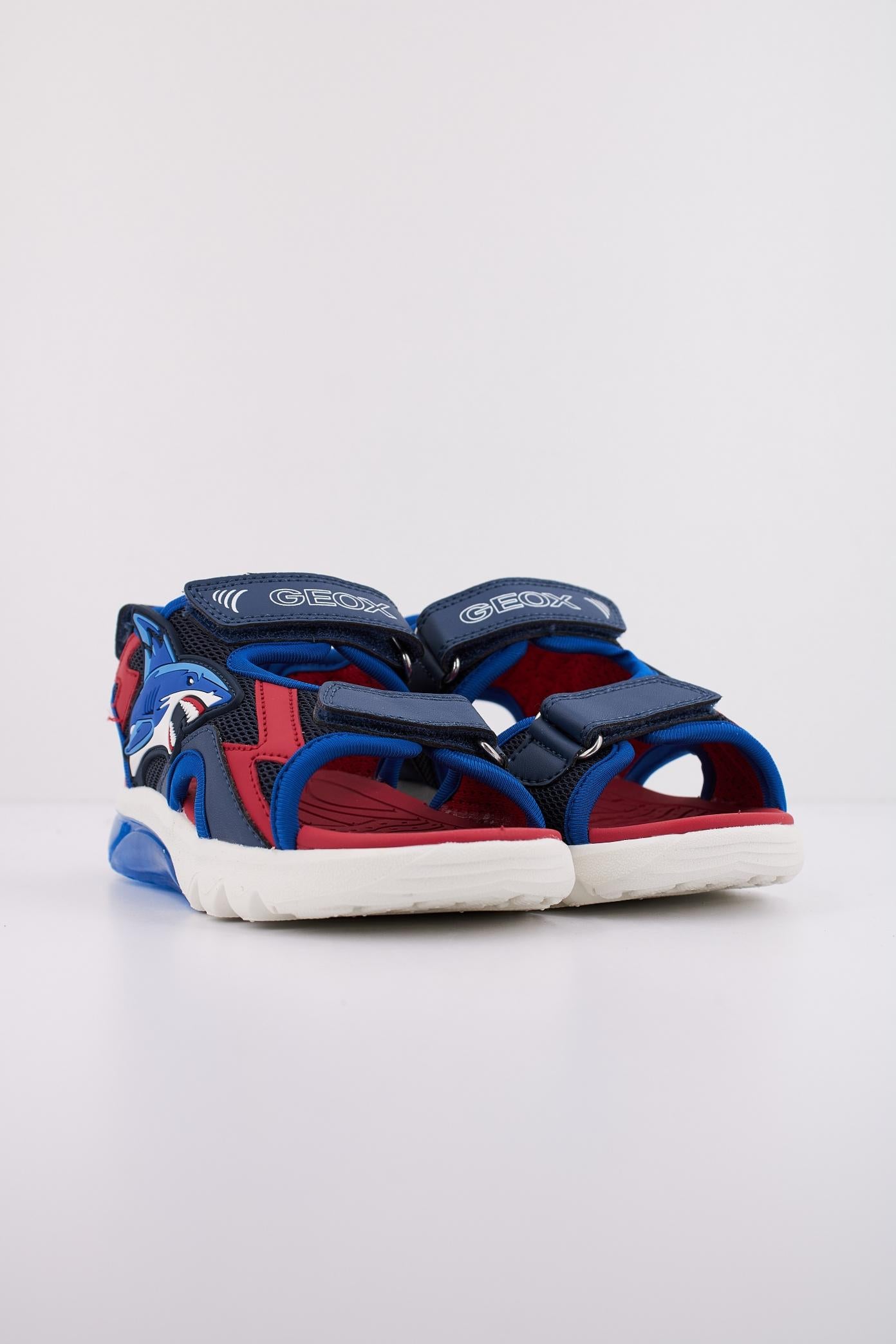 GEOX J SANDAL CIBERDRON B en color AZUL (2)