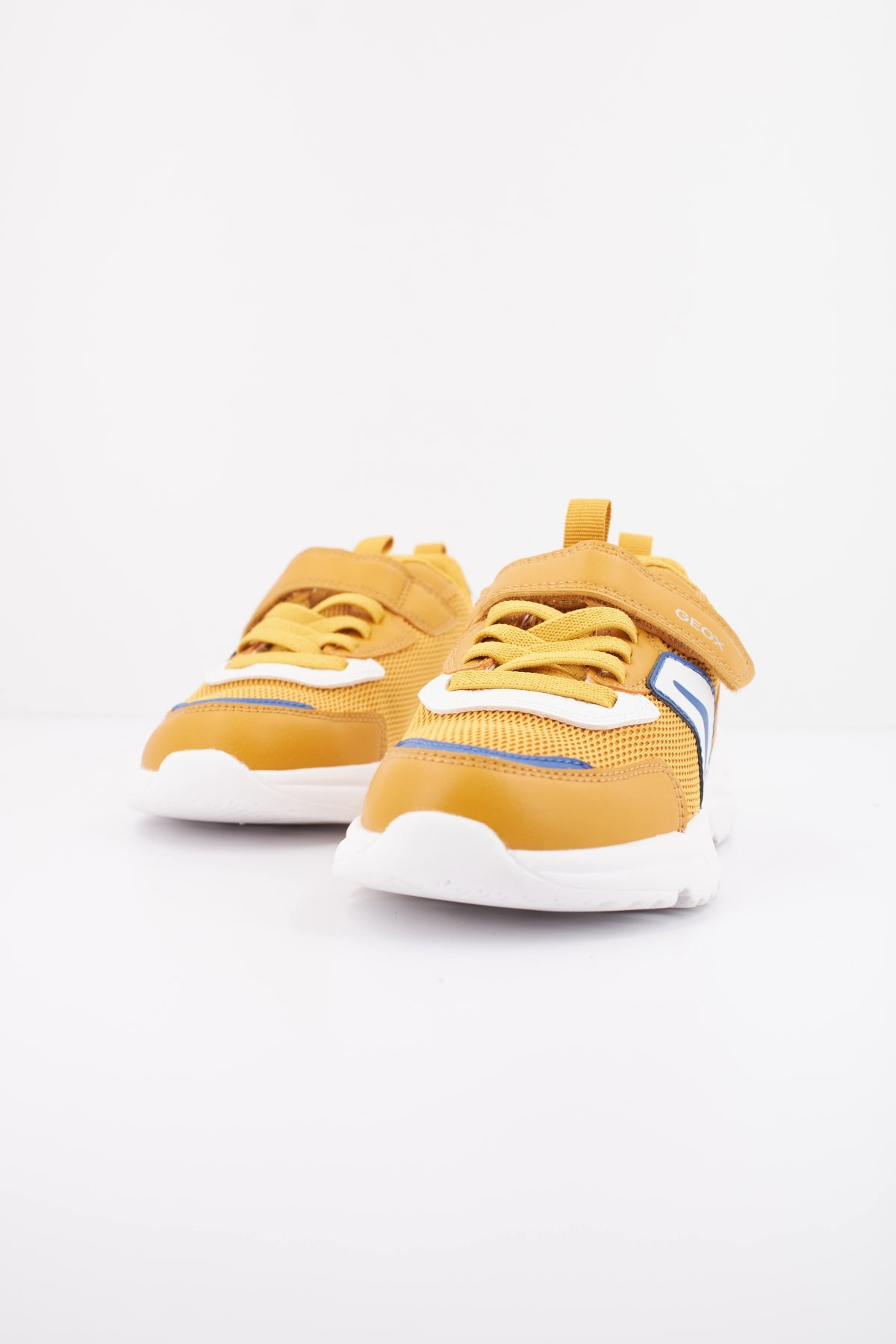 GEOX J LOFTUS BOY en color AMARILLO (2)