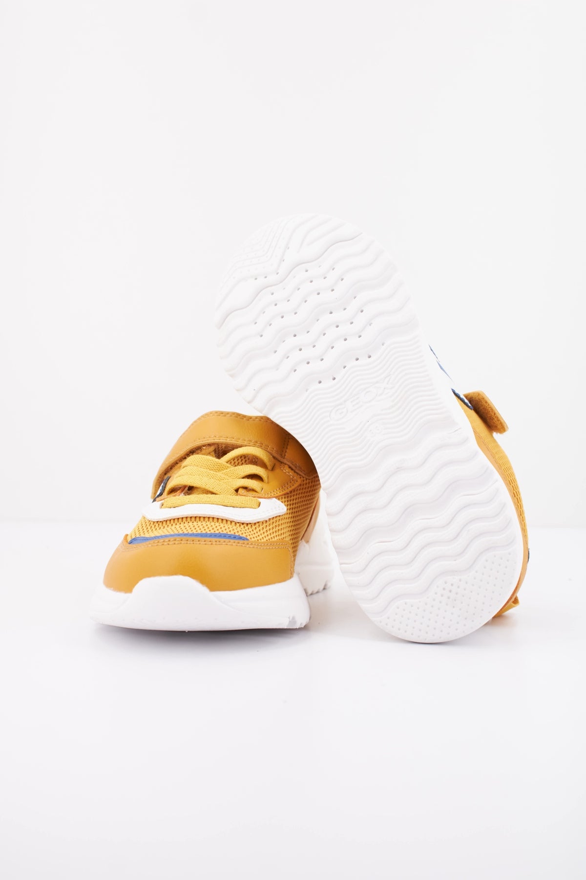 GEOX J LOFTUS BOY en color AMARILLO (5)