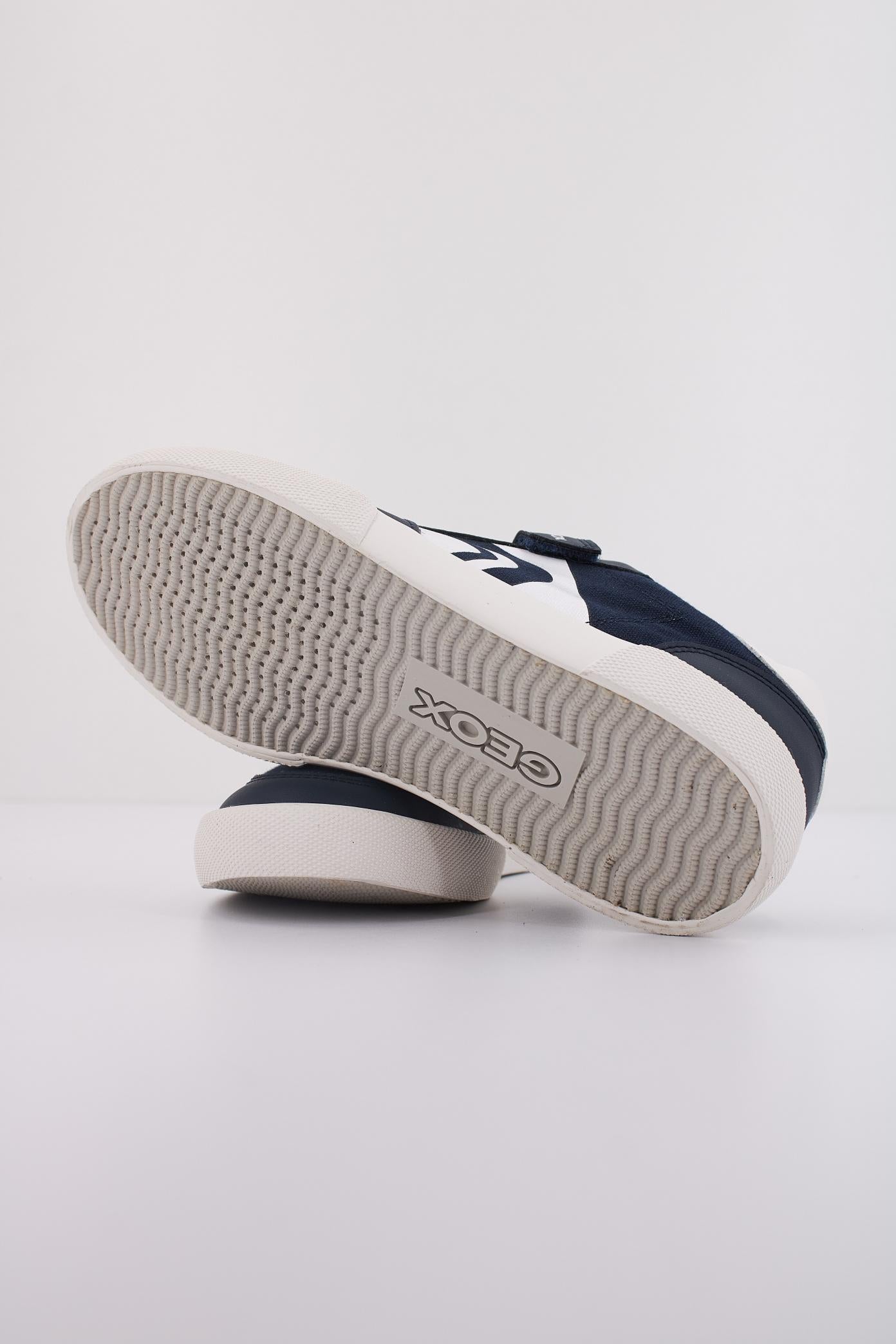 GEOX J GISLI BOY en color AZUL (5)