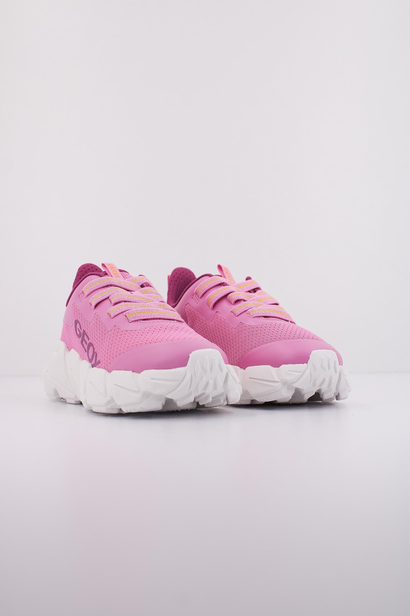 GEOX J FLEXYPER FAST GIRL en color ROSA (2)