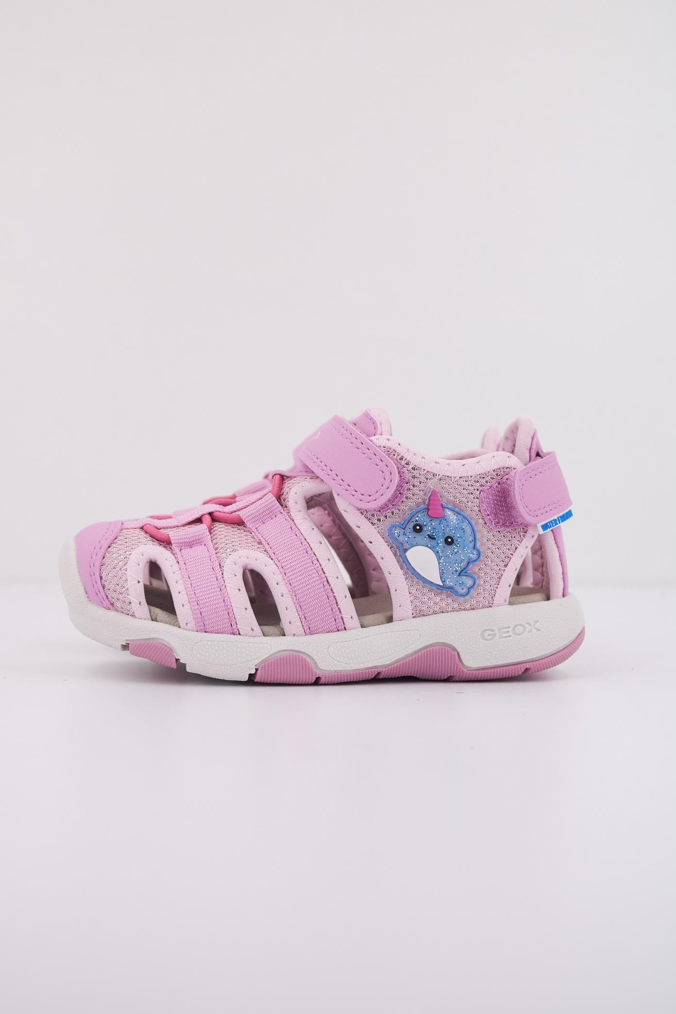GEOX B SANDAL MULTY GIRL en color ROSA (1)
