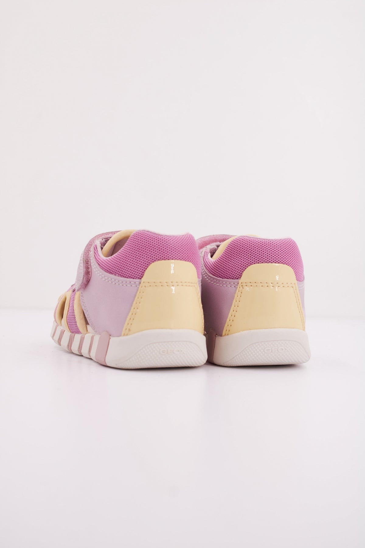 GEOX B SANDAL IUPIDOO GIR en color ROSA (4)