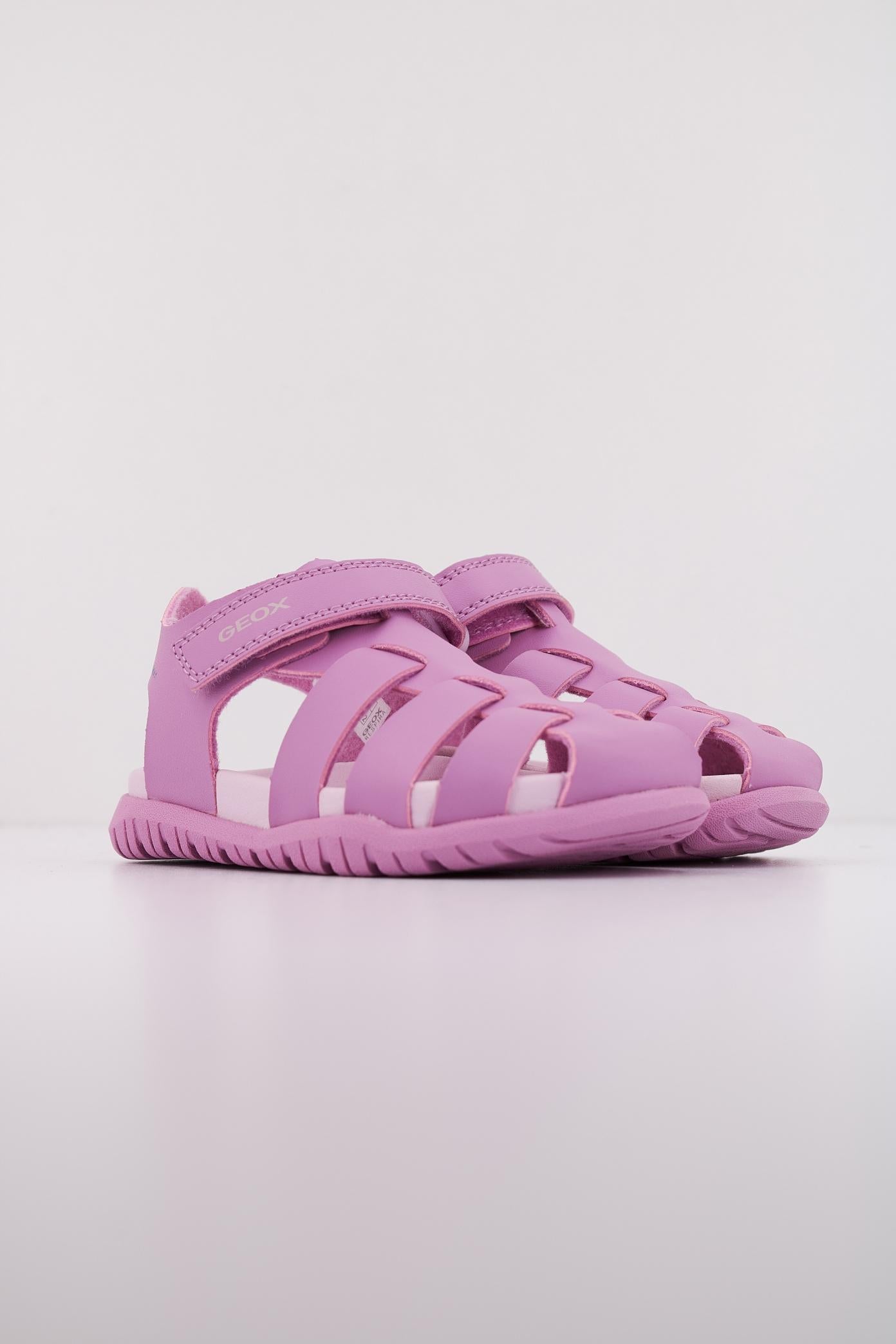 GEOX B SANDAL FUSBETTO GI en color ROSA (2)