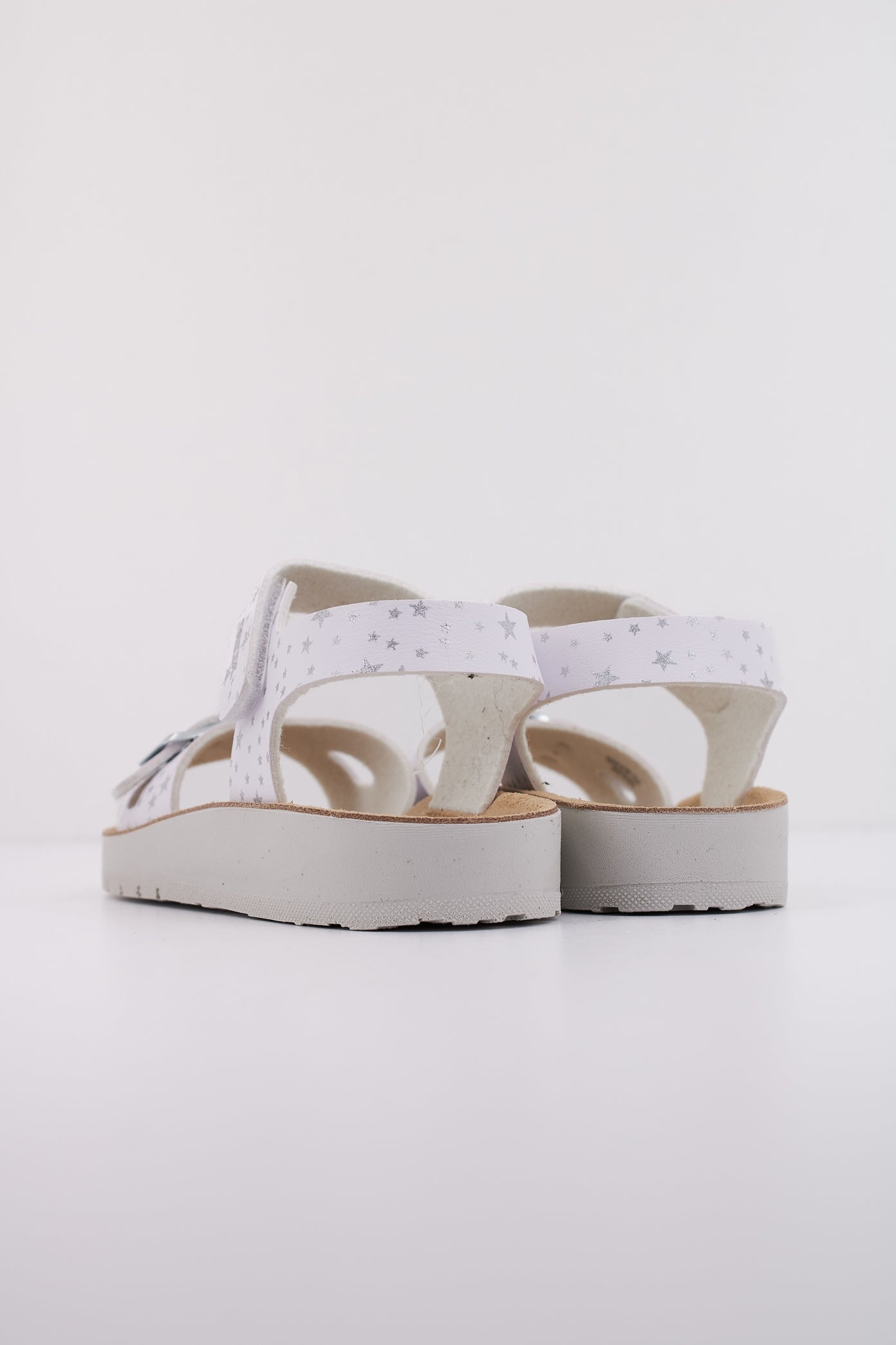 GEOX J SANDAL COSTAREI GI en color BLANCO (4)