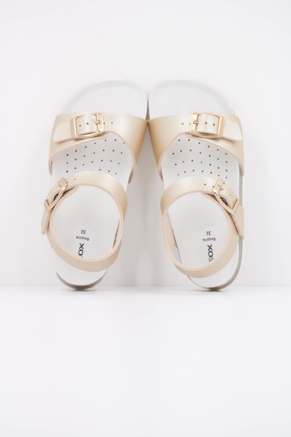 GEOX J ADRIEL GIRL en color ORO (3)