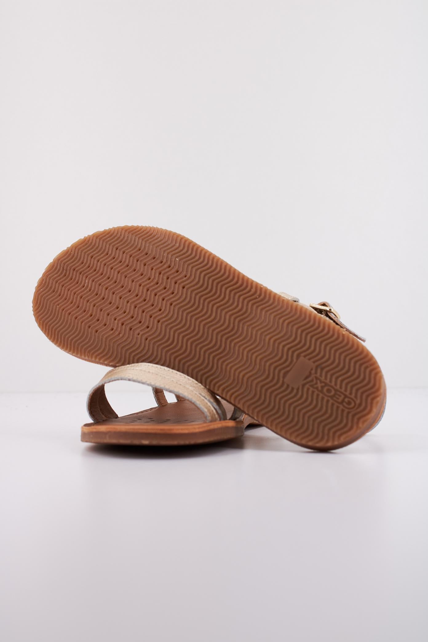 GEOX J SANDAL EOLIE GIRL en color ORO (5)