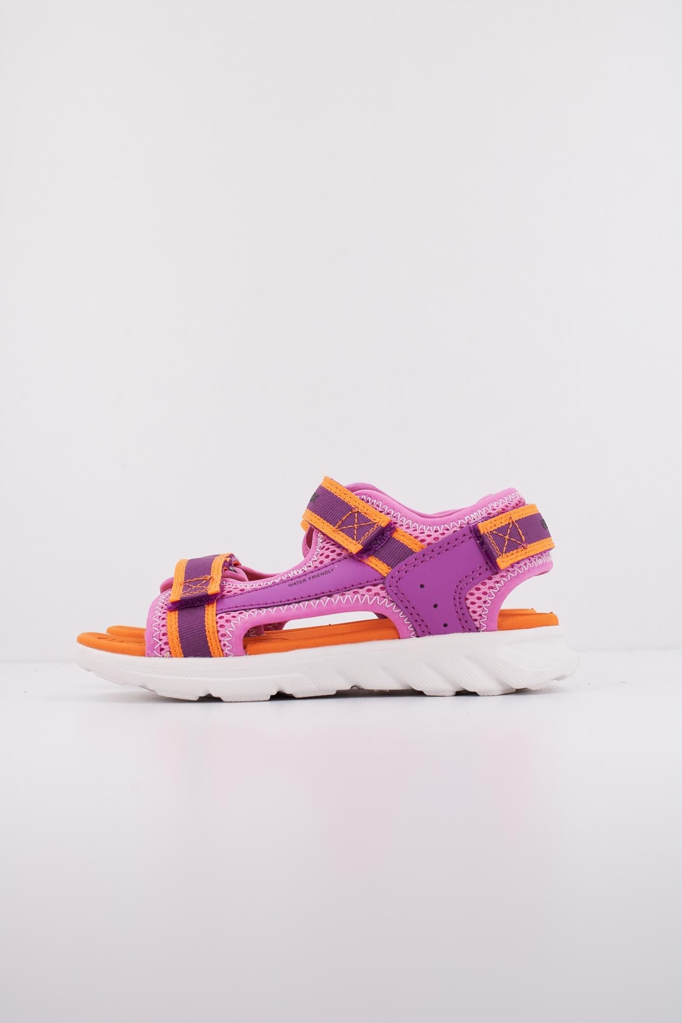 GEOX J SANDAL AIRADYUM GI en color ROSA (1)