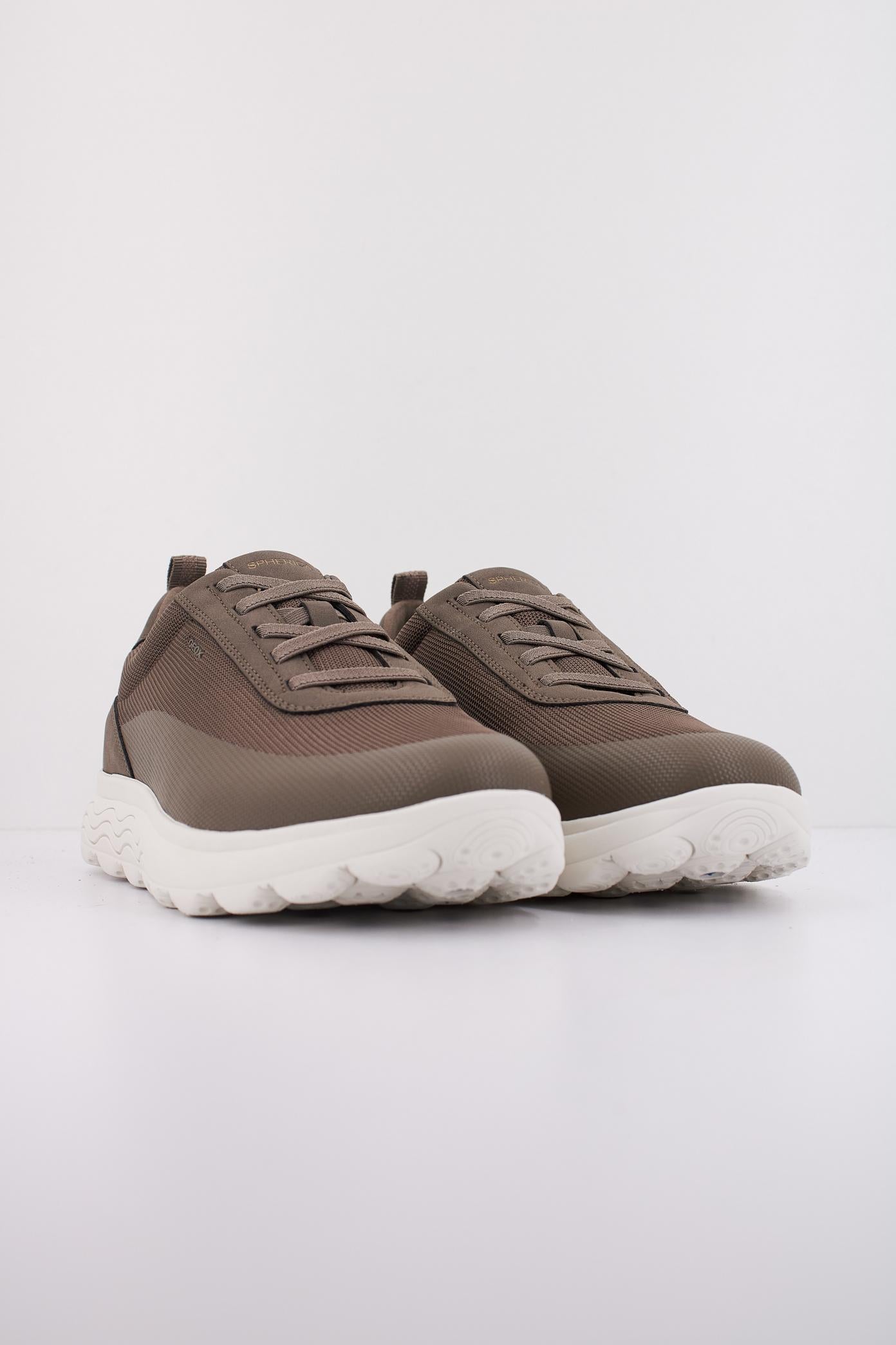 GEOX U SPHERICA en color MARRON (2)