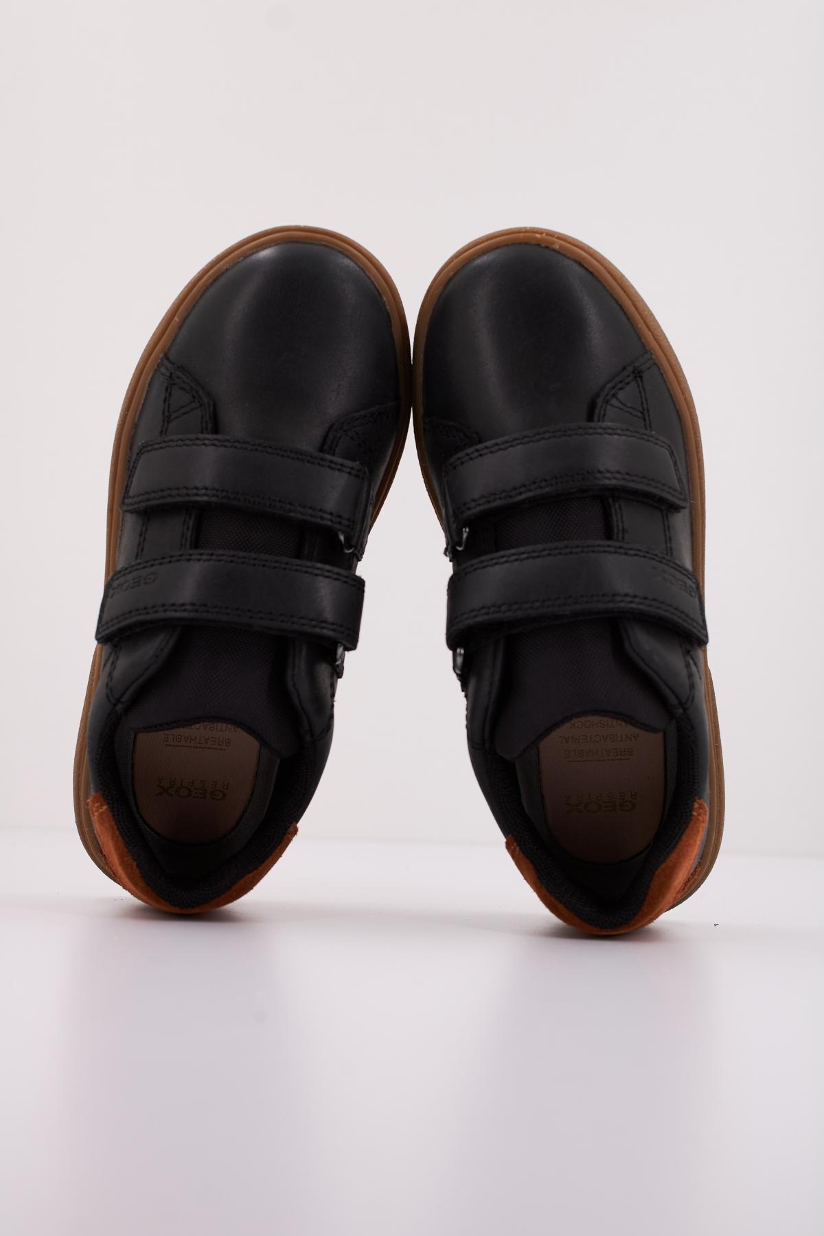 GEOX J THELEVEN BOY en color NEGRO (3)