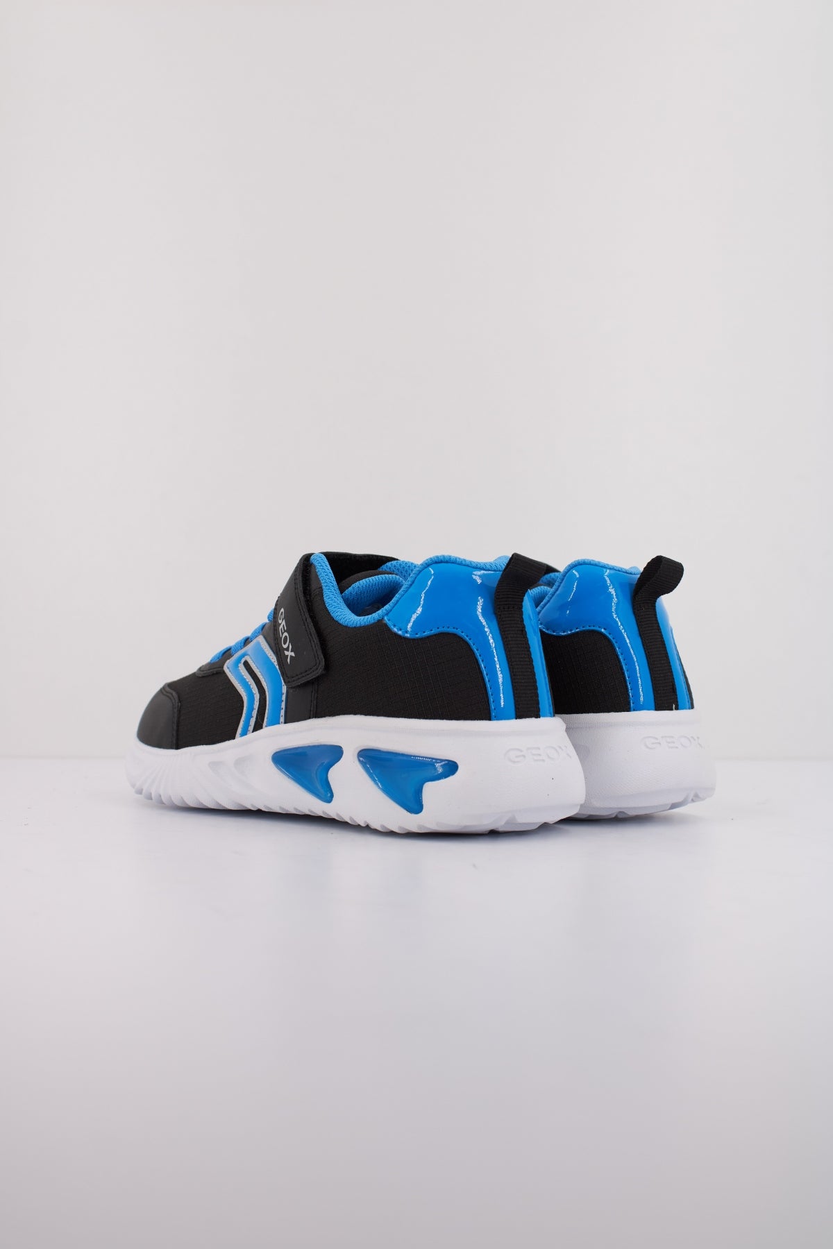 GEOX J ASSISTER BOY en color NEGRO (4)