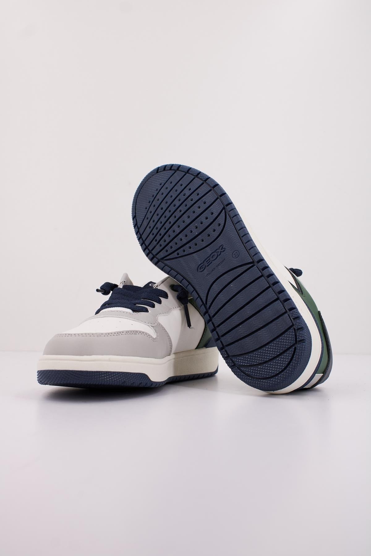 GEOX J WASHIBA BOY en color BLANCO (5)