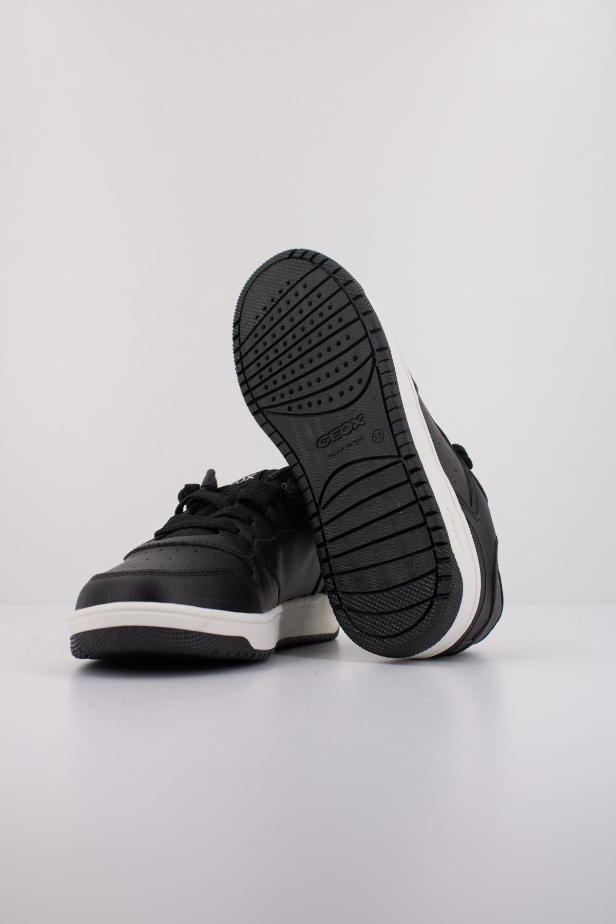 GEOX J WASHIBA BOY en color NEGRO (5)