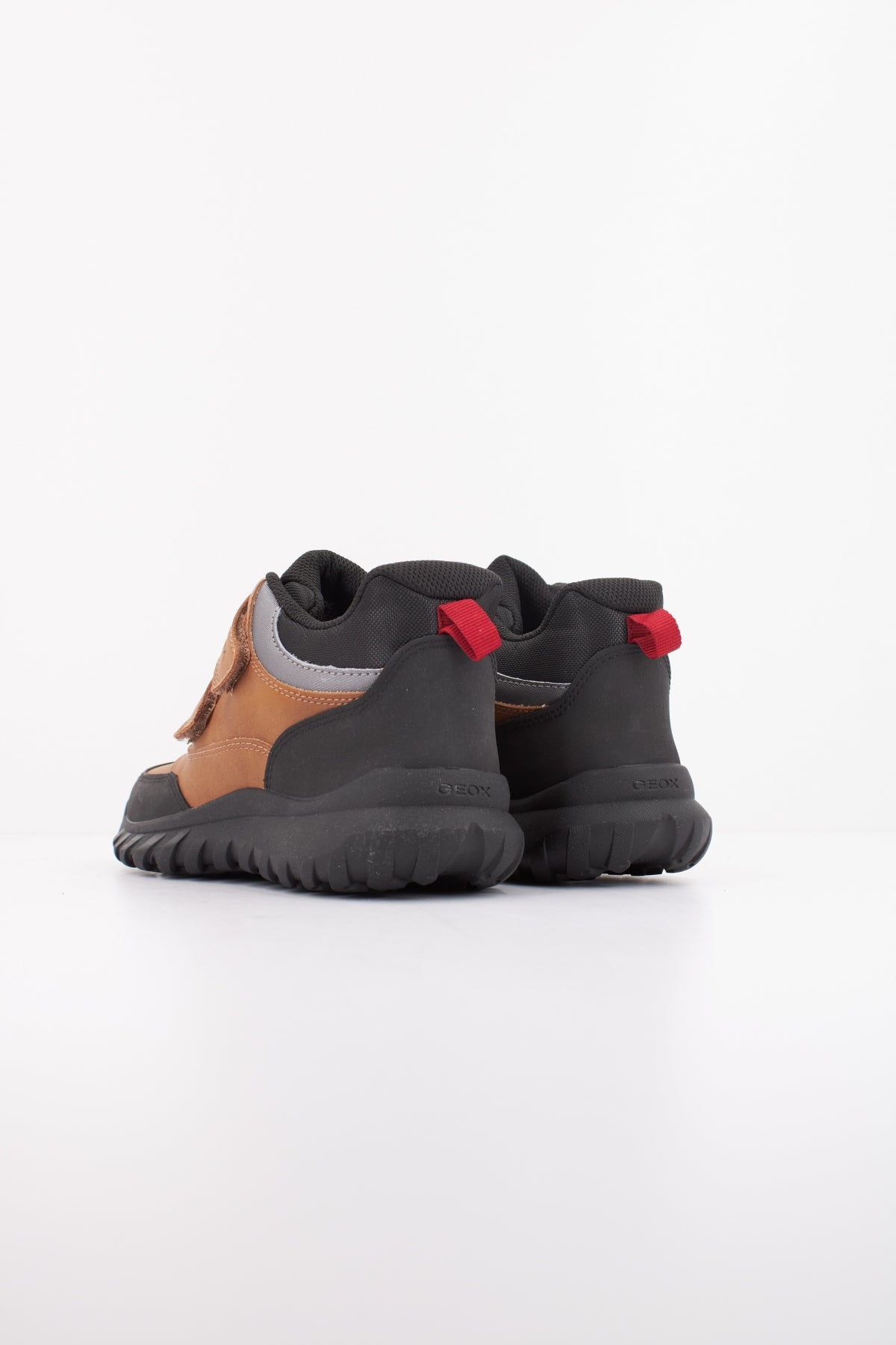 GEOX J SIMBYOS BOY B ABX en color MARRON (4)