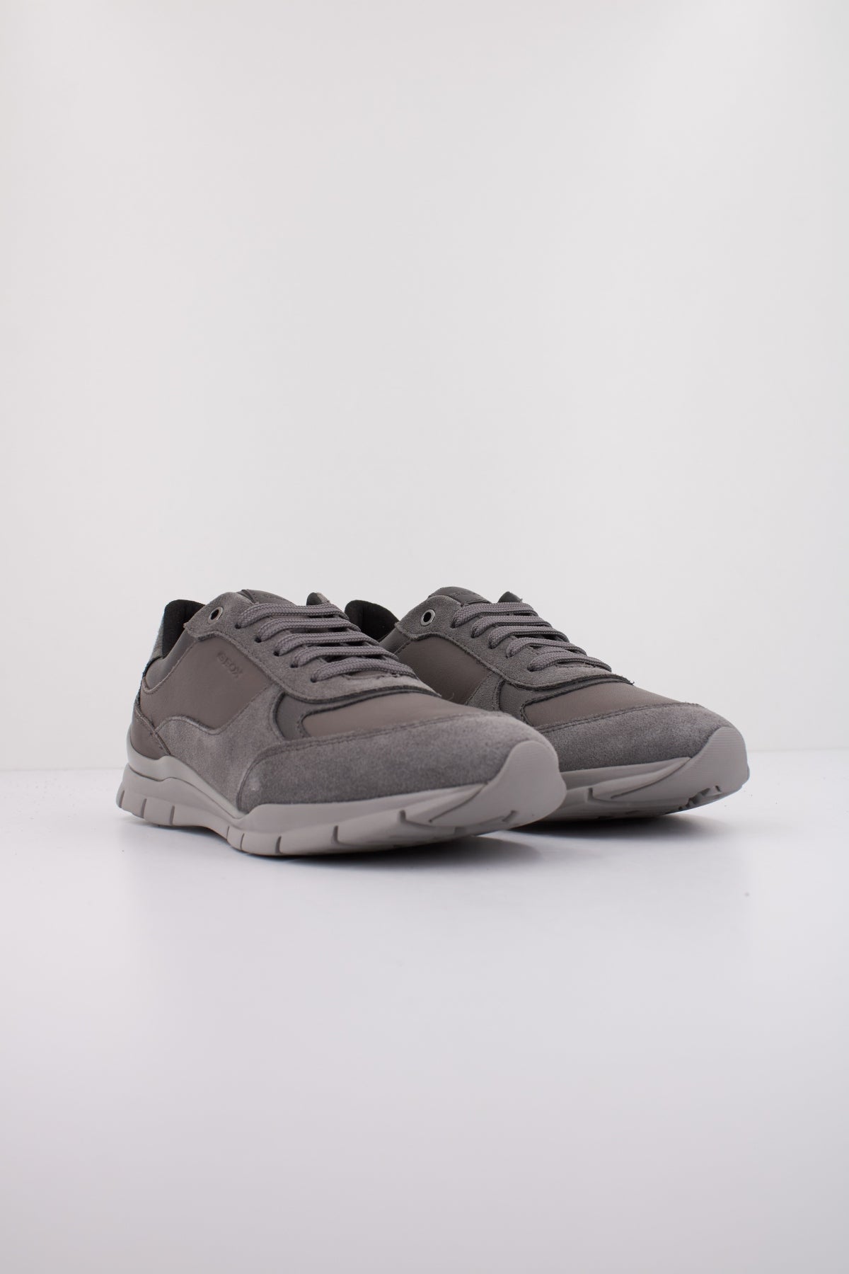 GEOX D SUKIE en color GRIS (2)