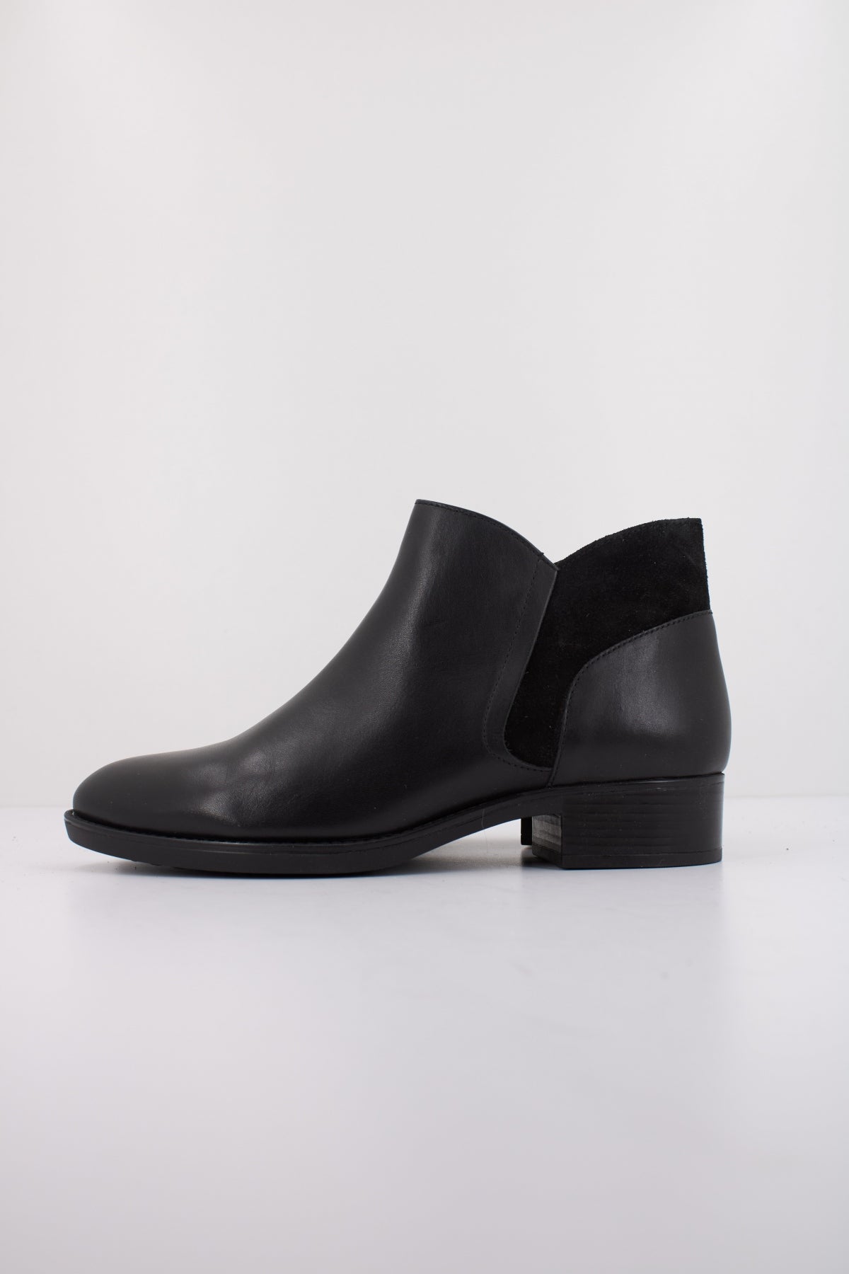 GEOX D FELICITY en color NEGRO (1)