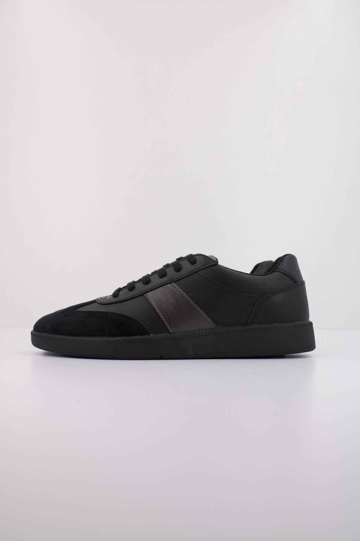 GEOX D MELEDA en color NEGRO (1)