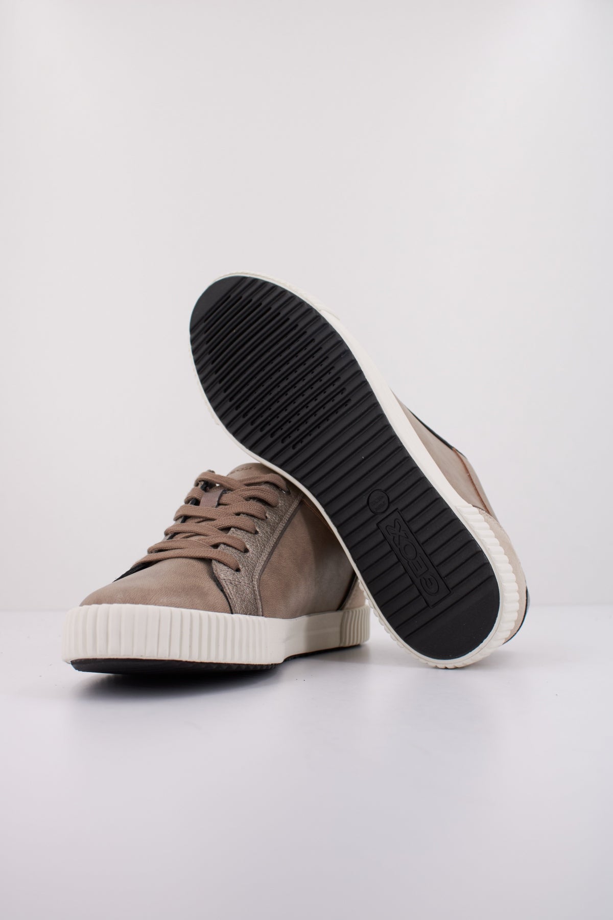 GEOX D BLOMIEE en color MARRON (5)