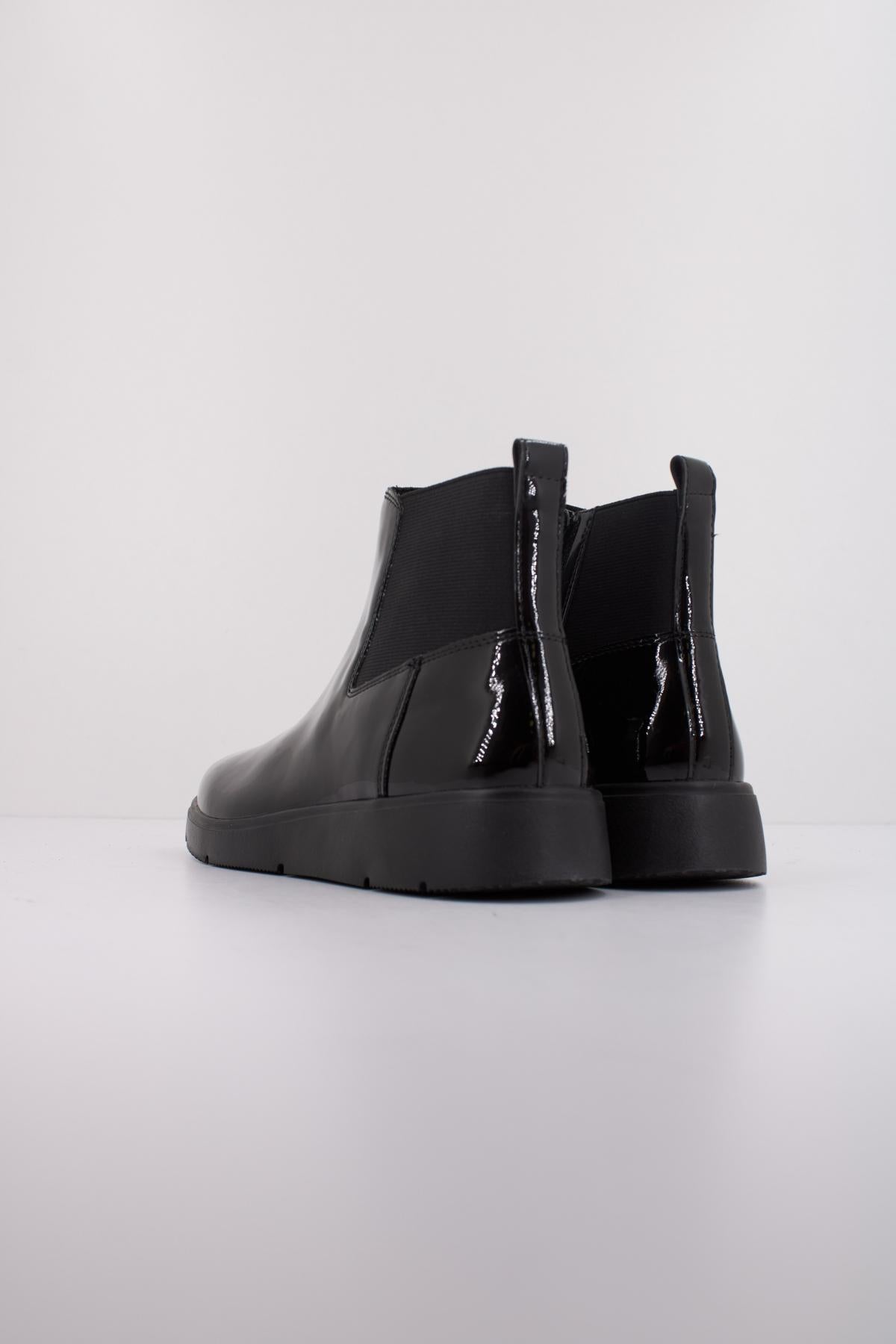 GEOX D ARLARA en color NEGRO (4)