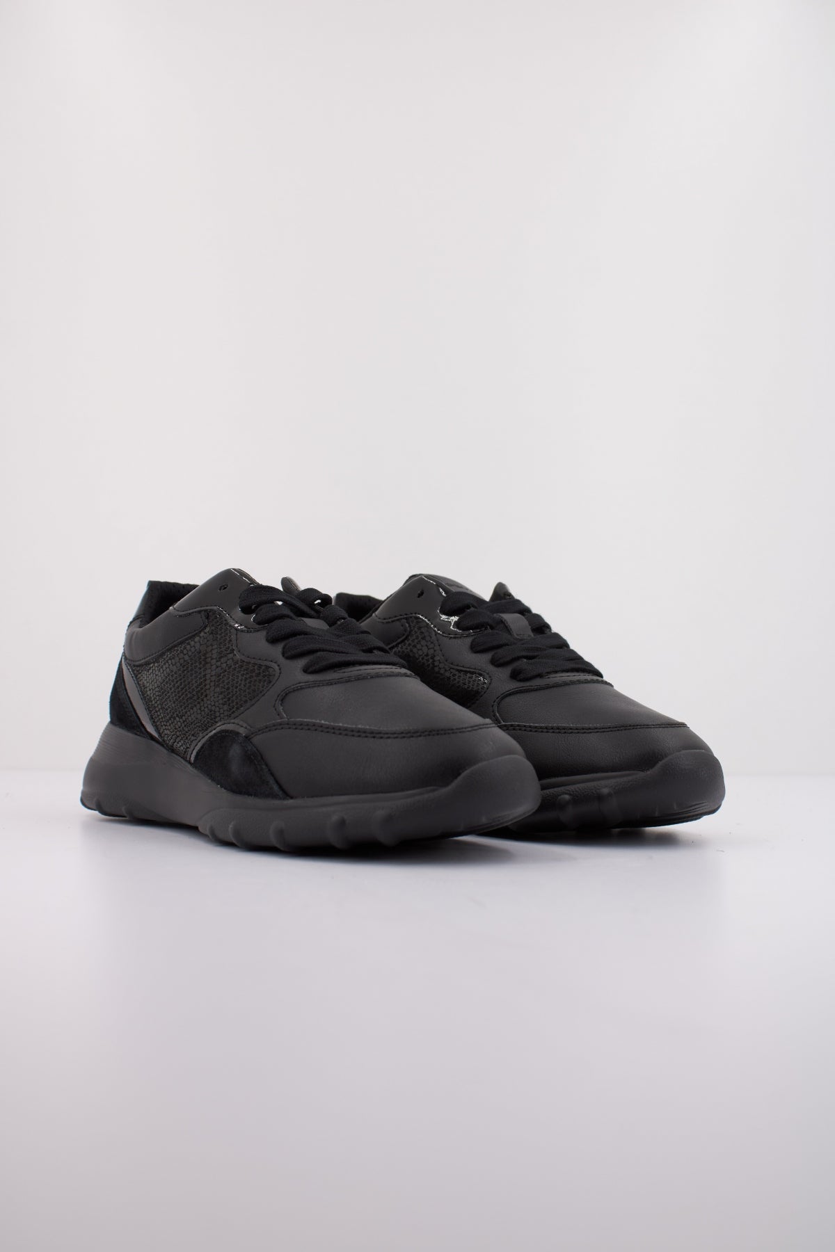 GEOX D ALLENIEE en color NEGRO (2)