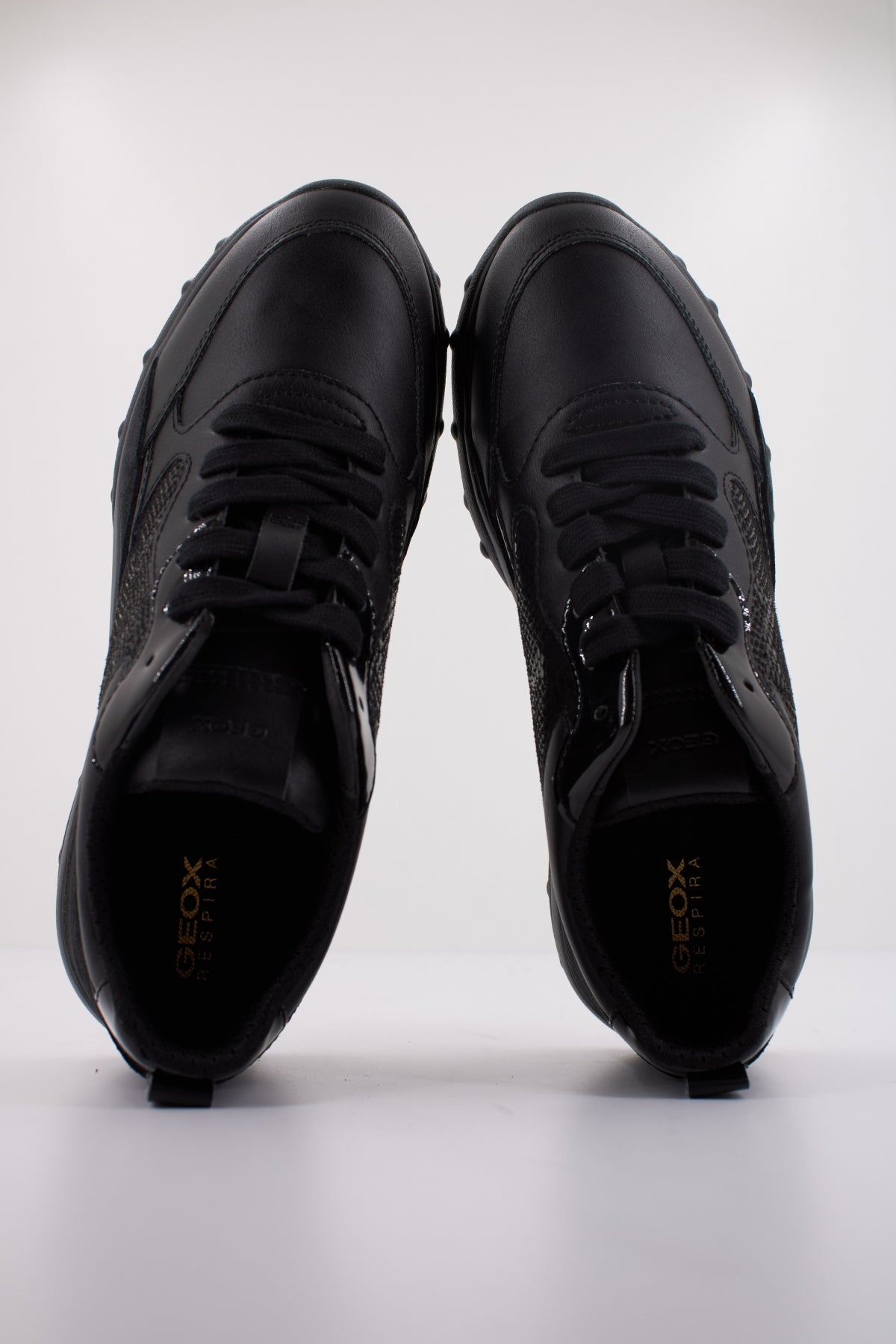 GEOX D ALLENIEE en color NEGRO (3)