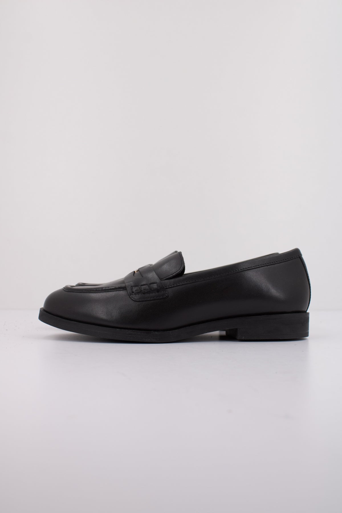 GEOX D CLORIDIE en color NEGRO (1)
