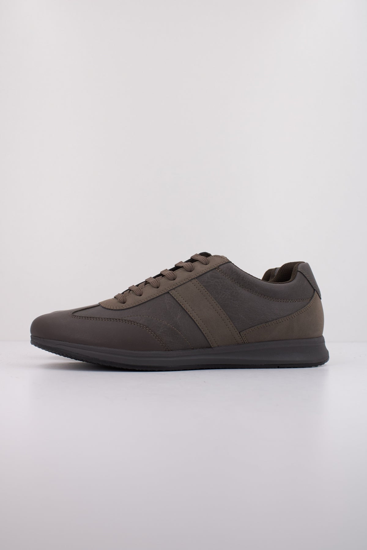 GEOX U AVERY en color MARRON (1)
