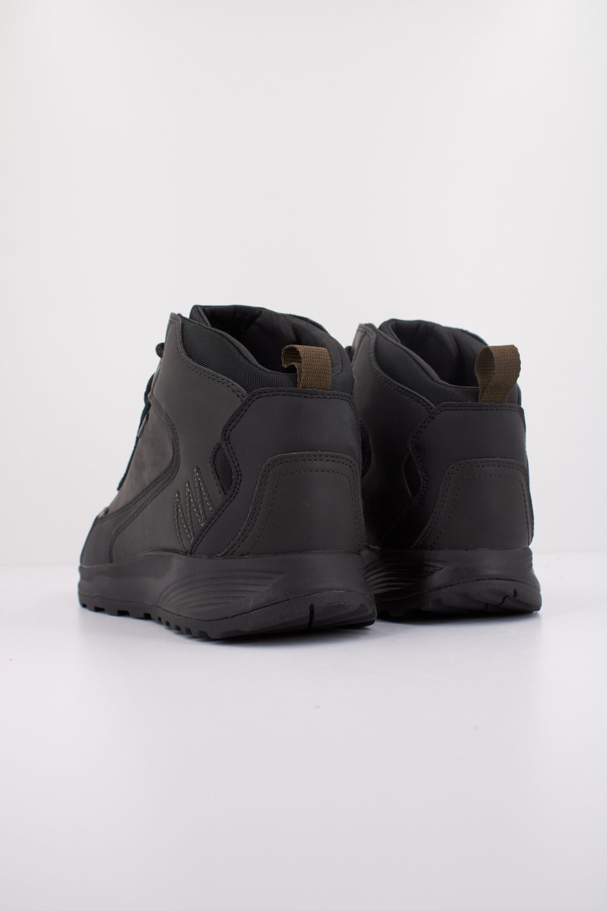 GEOX U TERRESTRE B ABX en color NEGRO (4)