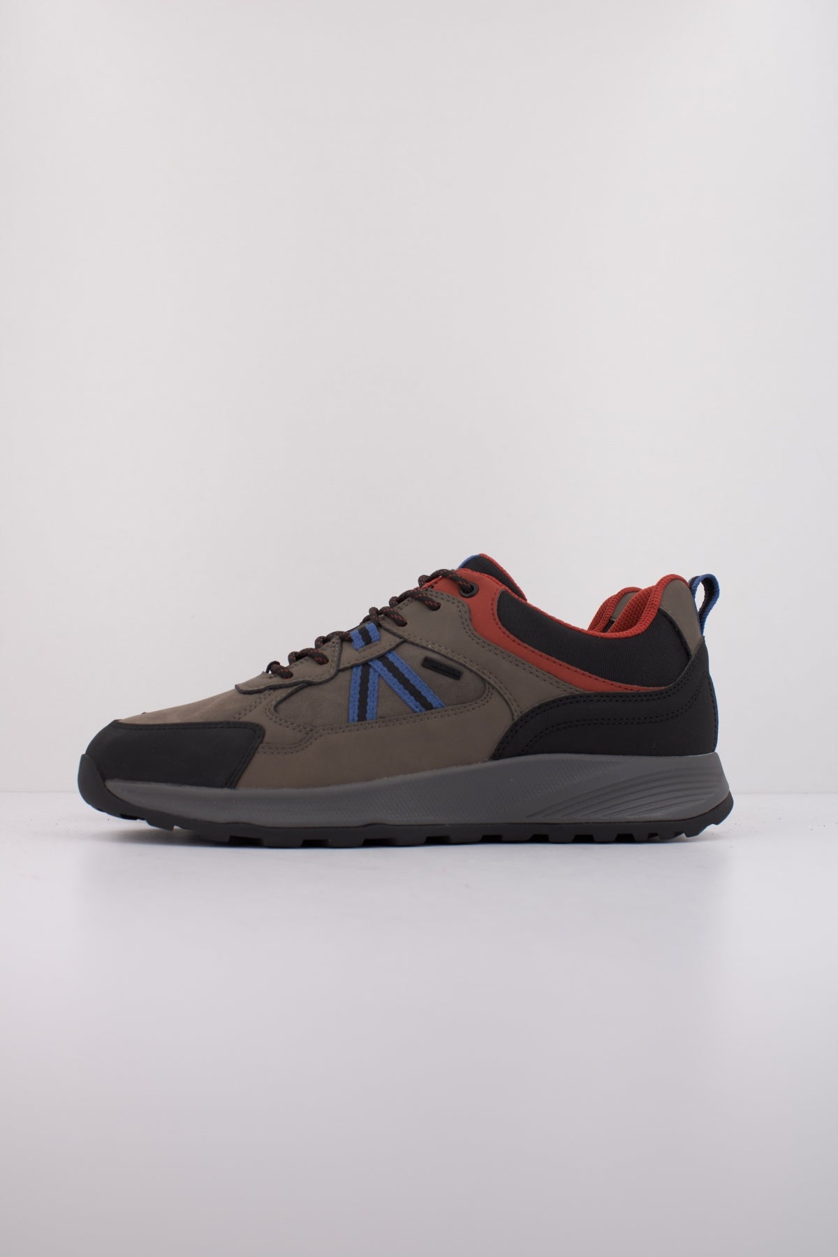 GEOX U TERRESTRE B ABX en color MARRON (1)
