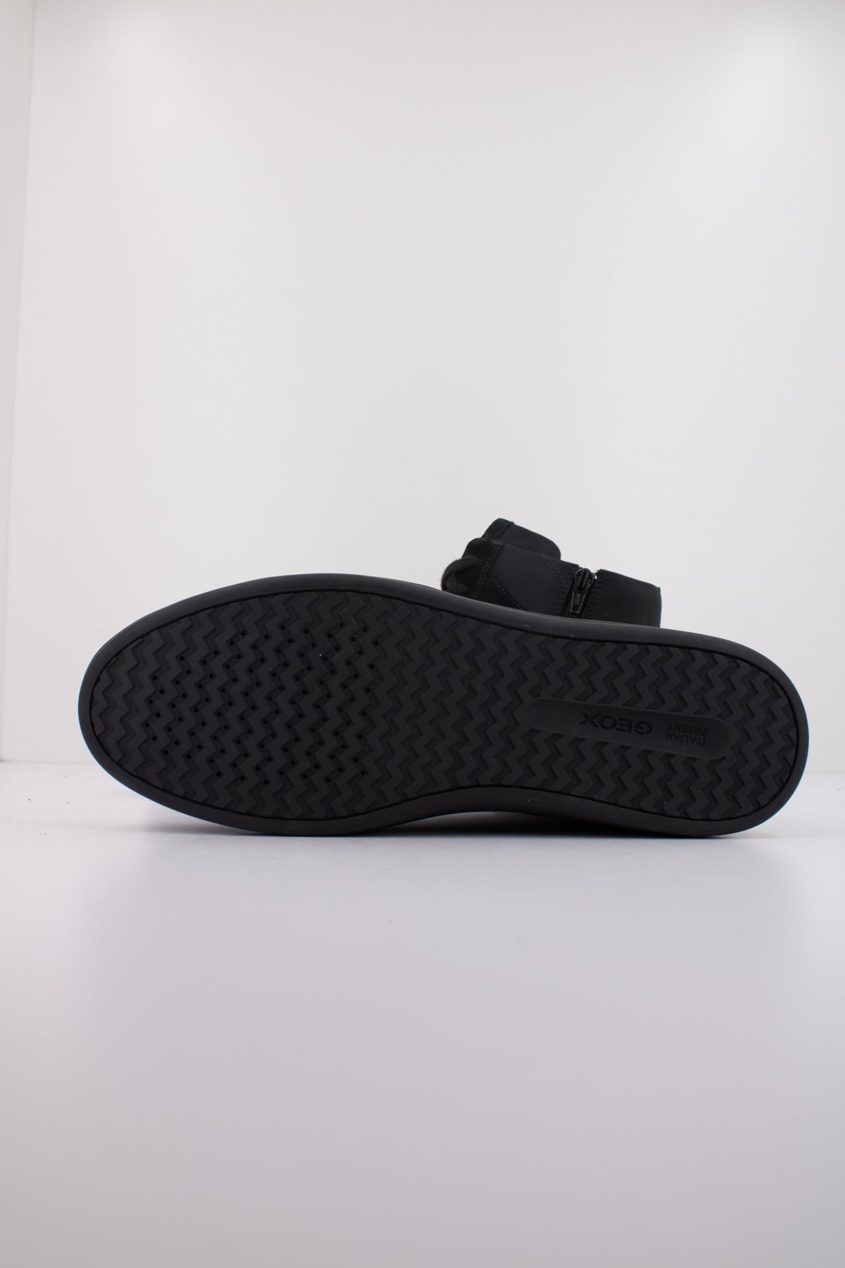 GEOX U AVOLA en color NEGRO (5)