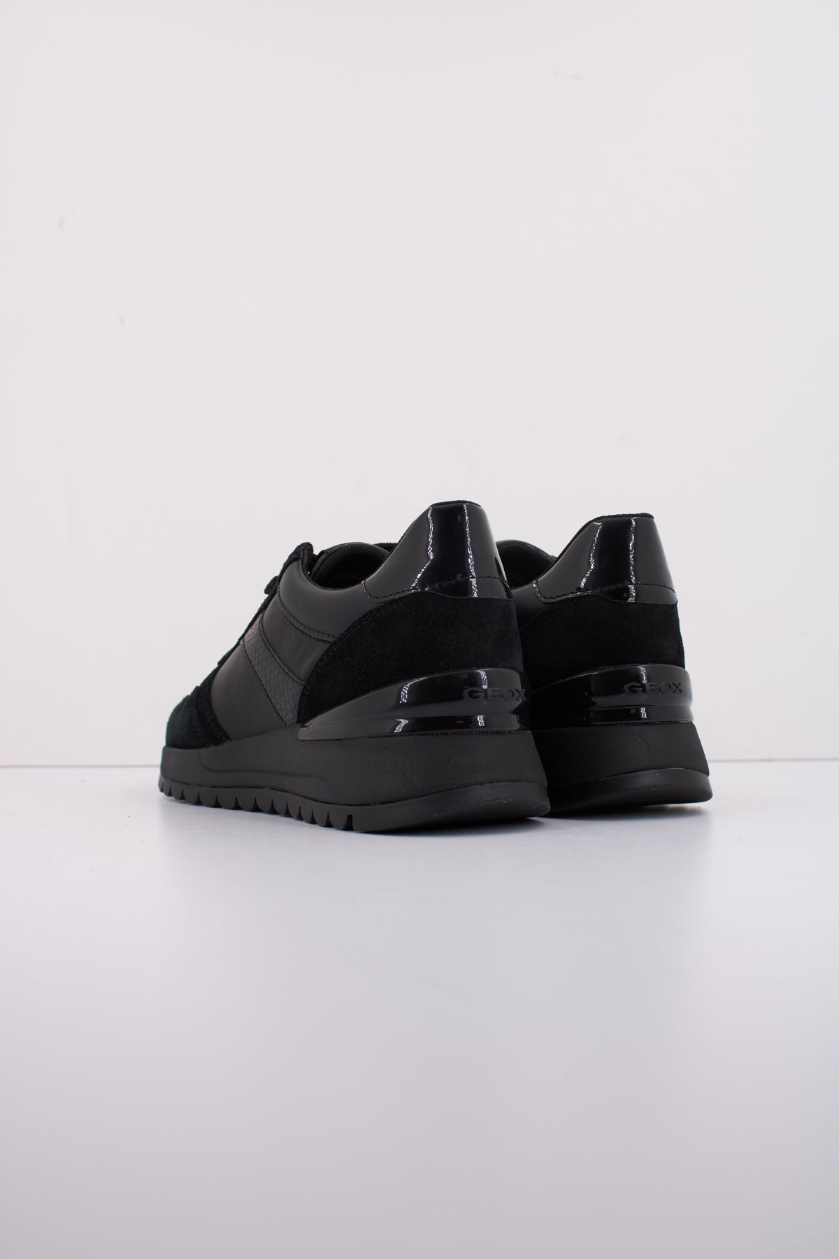 GEOX D DESYA en color NEGRO (4)
