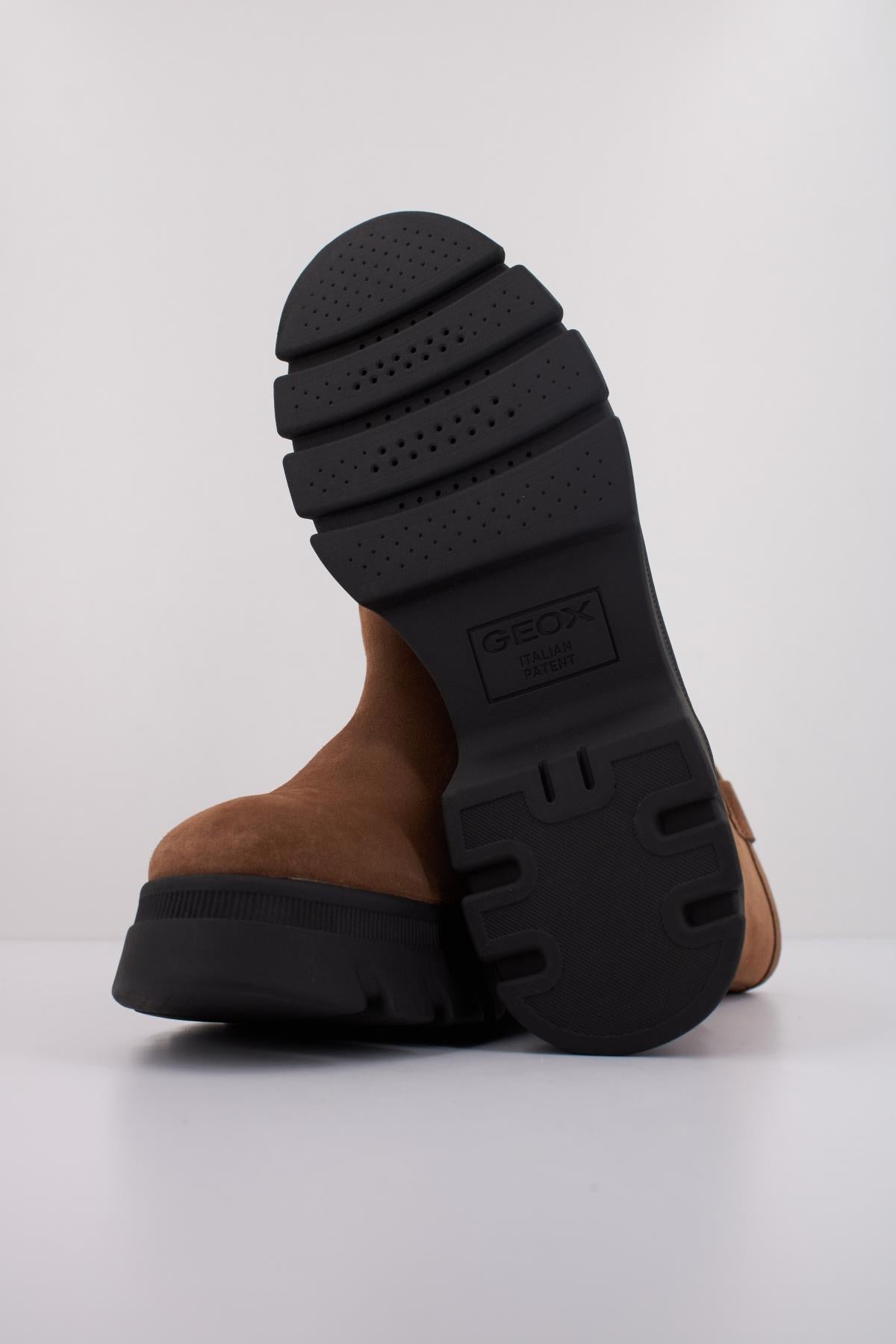 GEOX D PLUETTE en color MARRON (5)