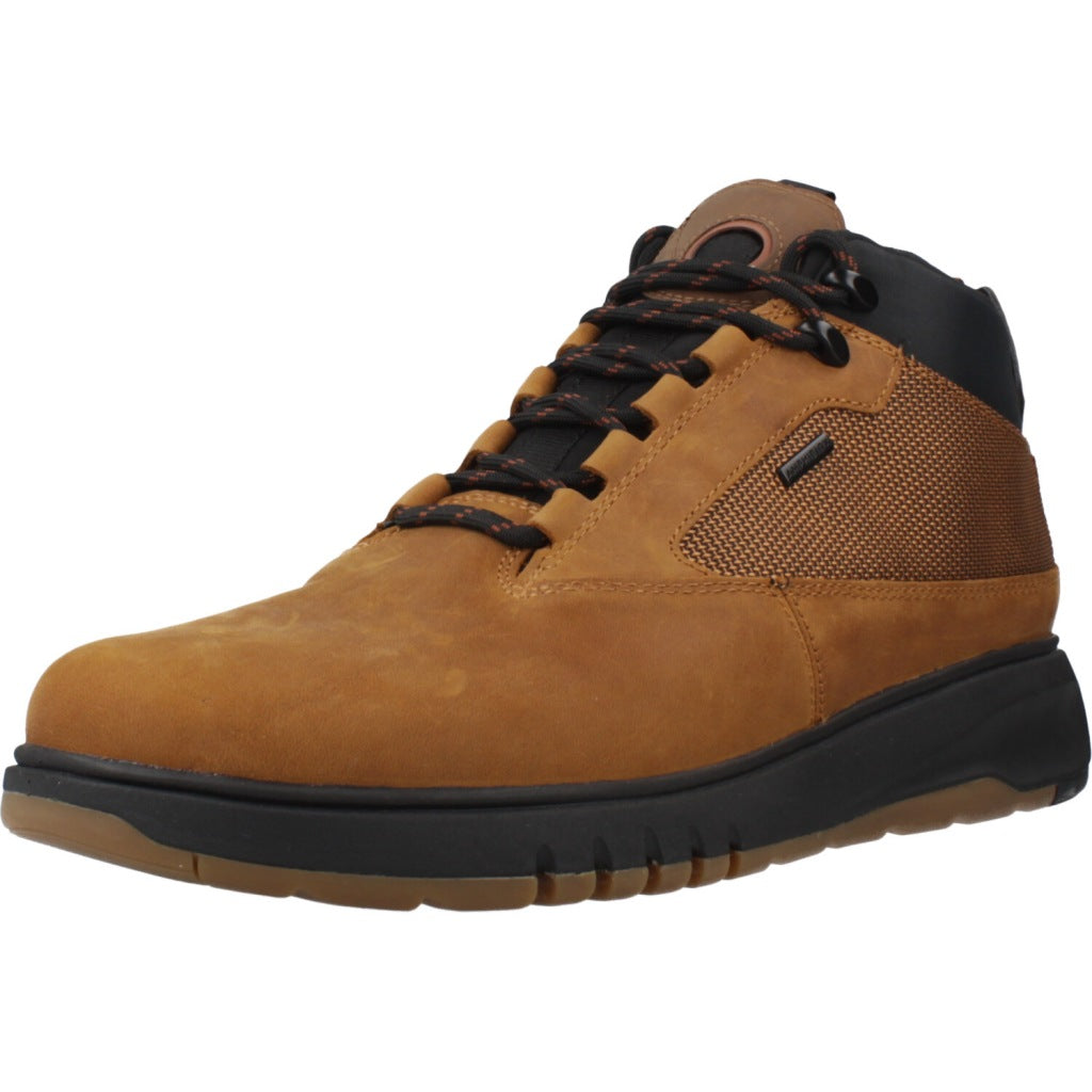 GEOX U AERANTIS X B ABX en color MARRON (1)