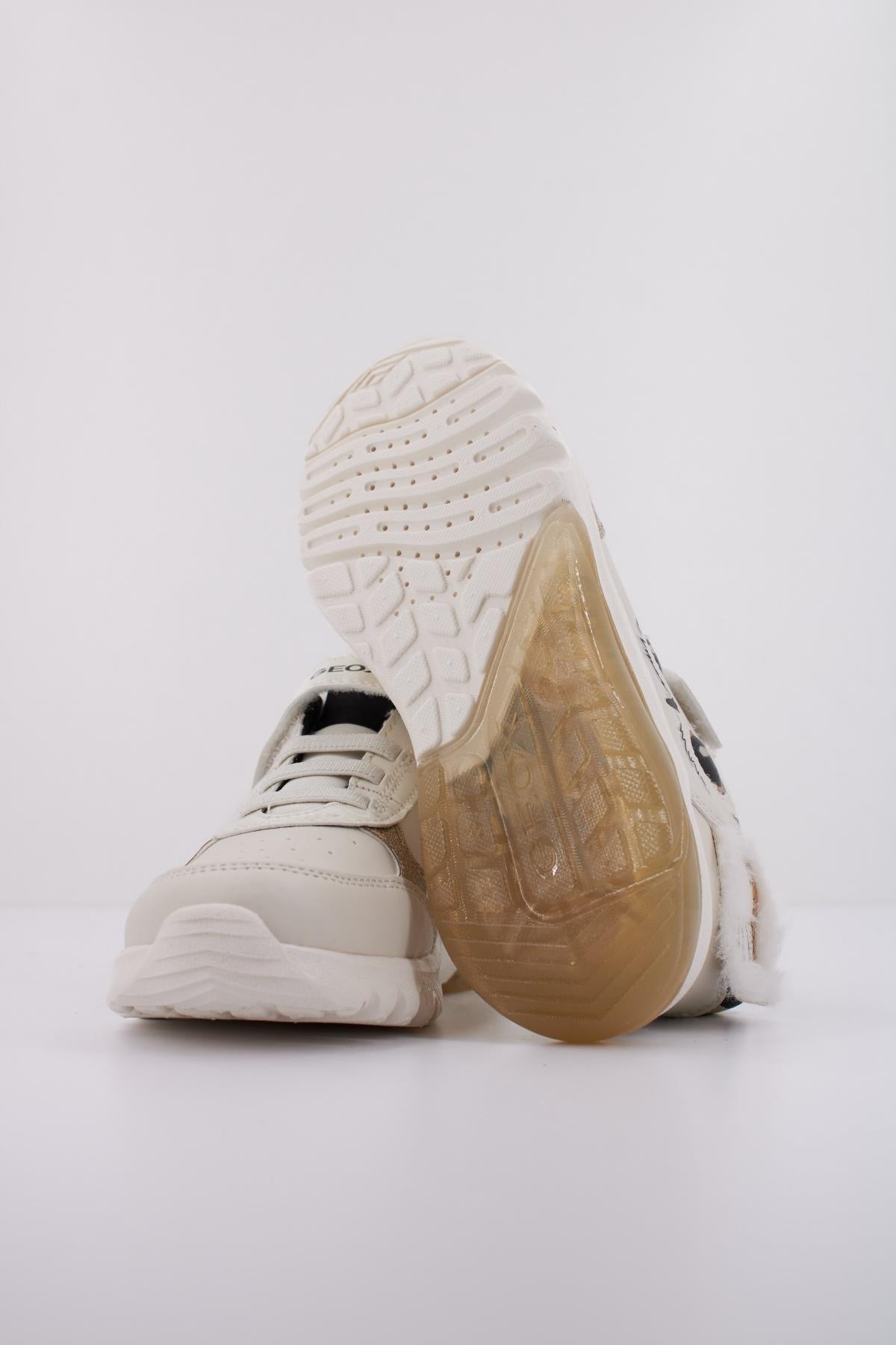 GEOX J CIBERDRON GIRL en color BLANCO (5)