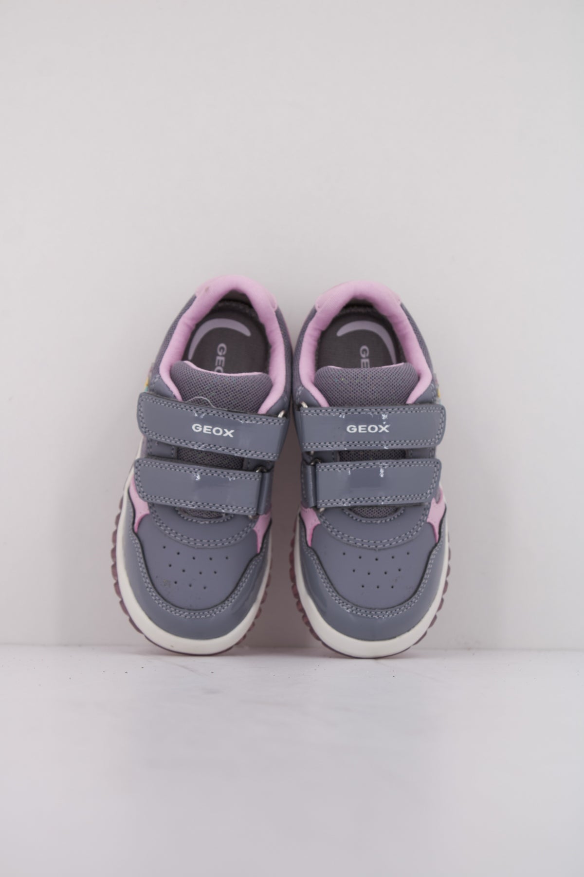GEOX B LIGHTYLOO GIRL en color GRIS (3)