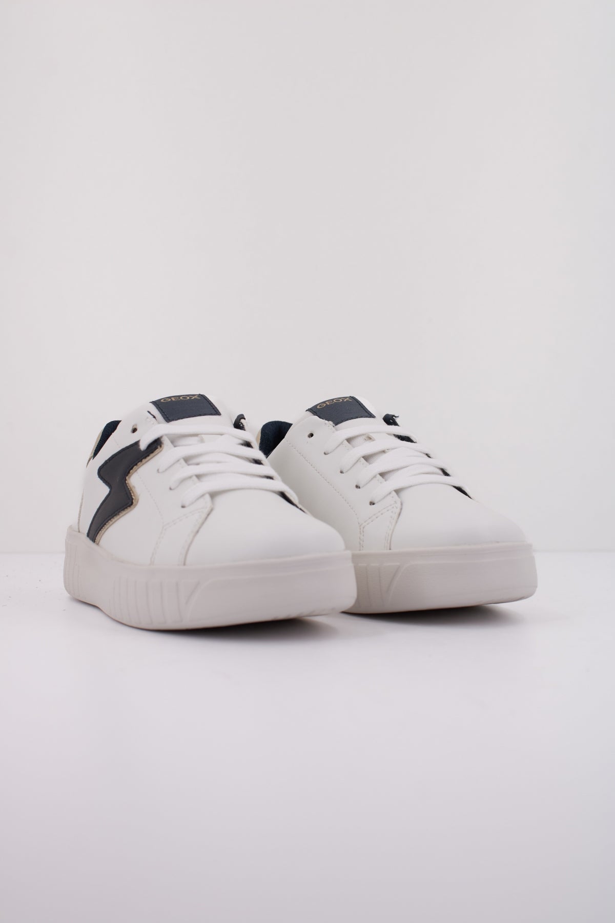 GEOX J MIKIROSHI GIRL en color BLANCO (2)