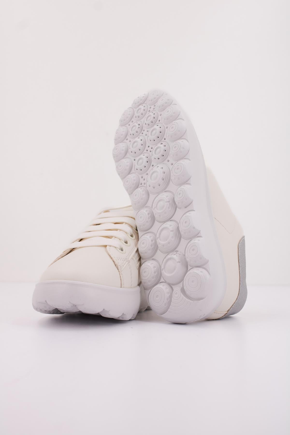 GEOX J PUFFYPOP GIRL en color BLANCO (5)