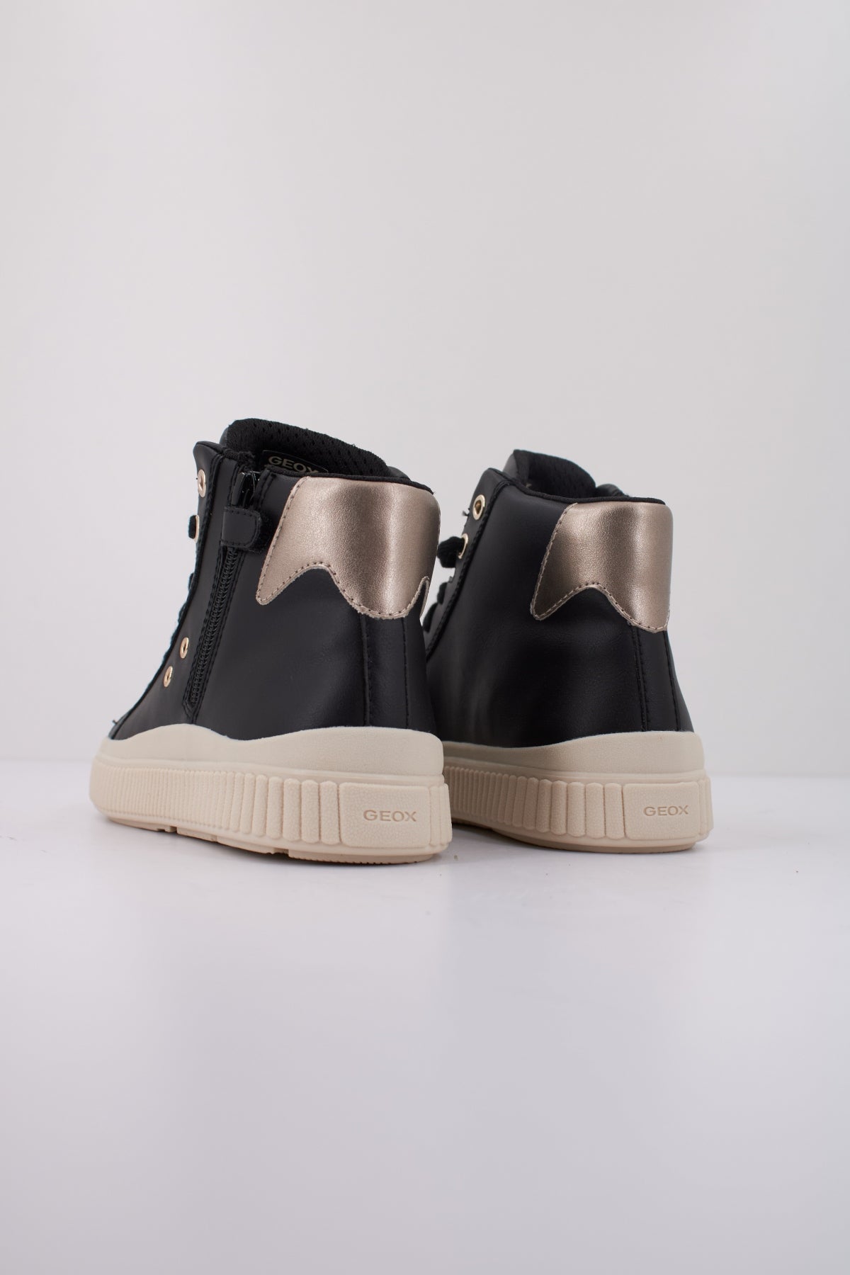 GEOX J LAQUINNY GIRL en color NEGRO (4)