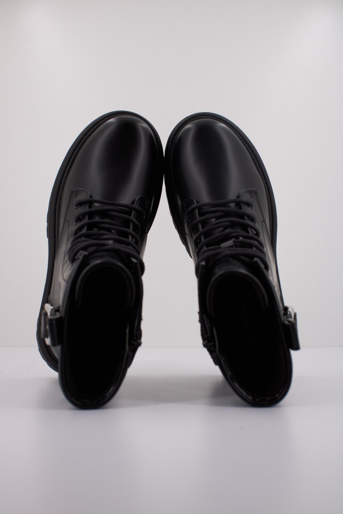 GEOX J MAQUINNENS GIRL en color NEGRO (3)