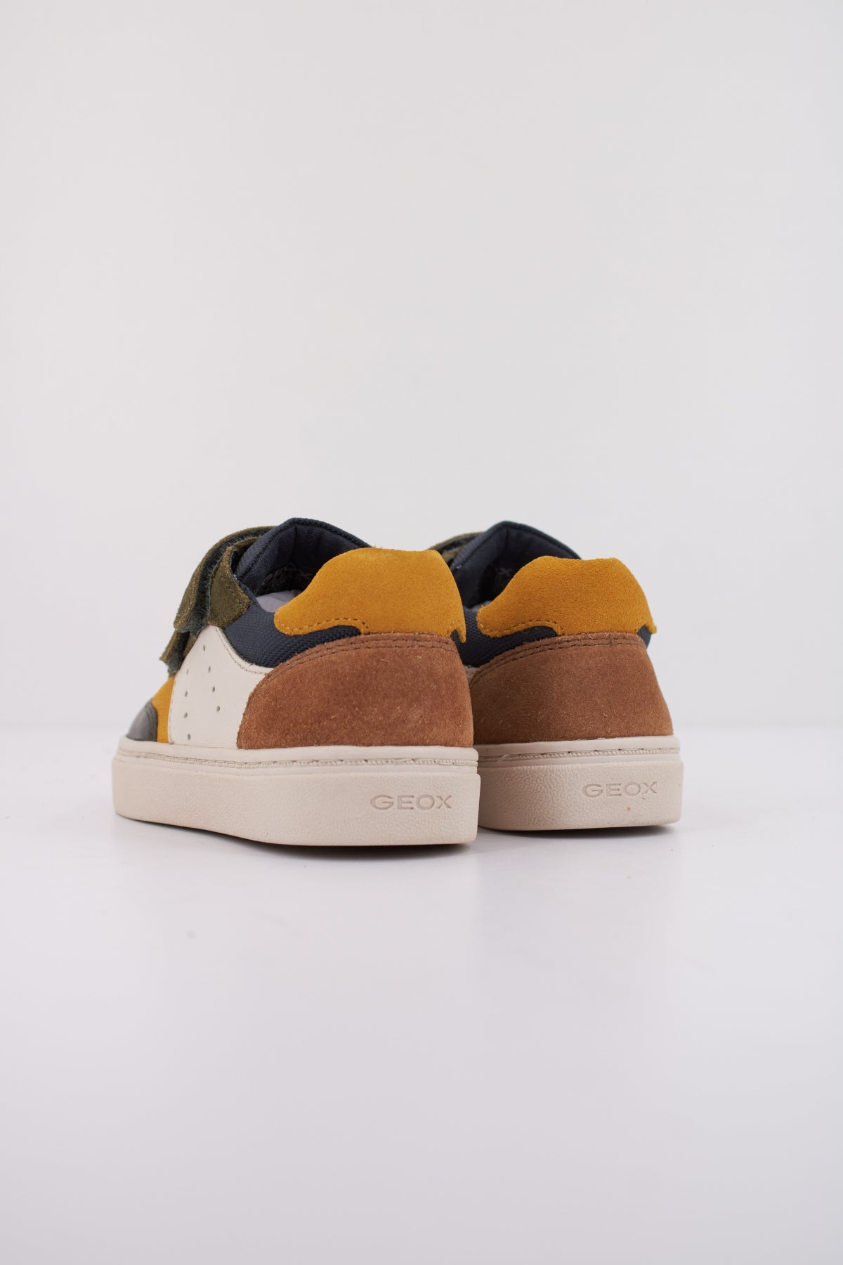 GEOX B NASHIK BOY en color MULTICOLOR (4)