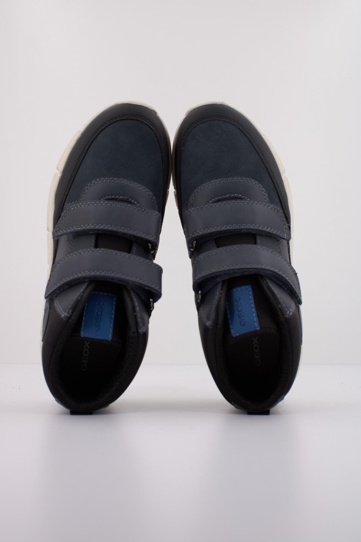 GEOX J FLEXYPER BOY en color AZUL (3)